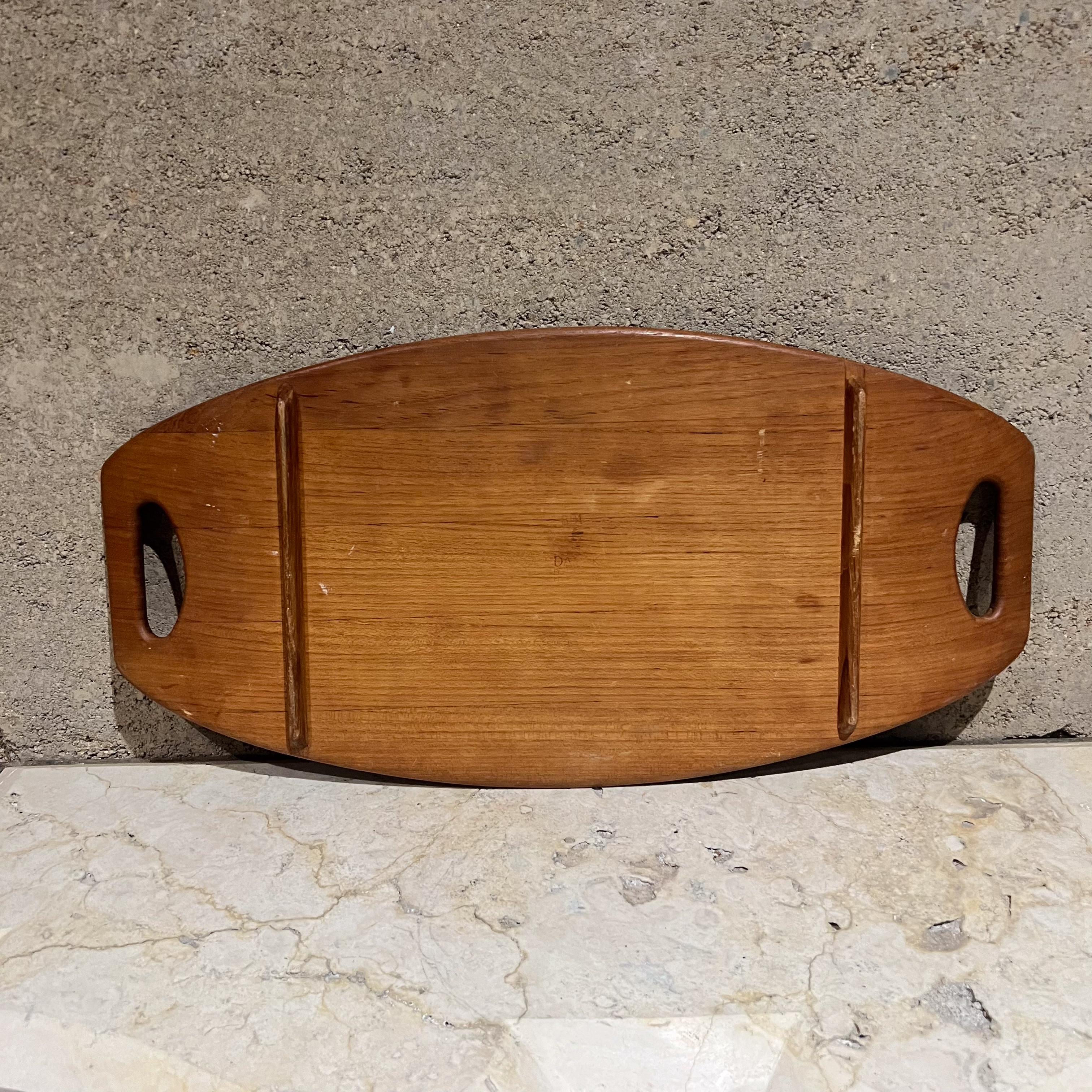 60s Bandeja grande de teca danesa Jens Quistgaard Dansk Designs Góndola de patos Danés en venta