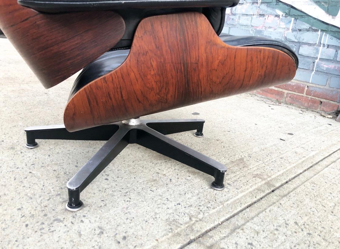 Mid-20th Century 1960s Early Herman Miller Eames Lounge and Ottoman