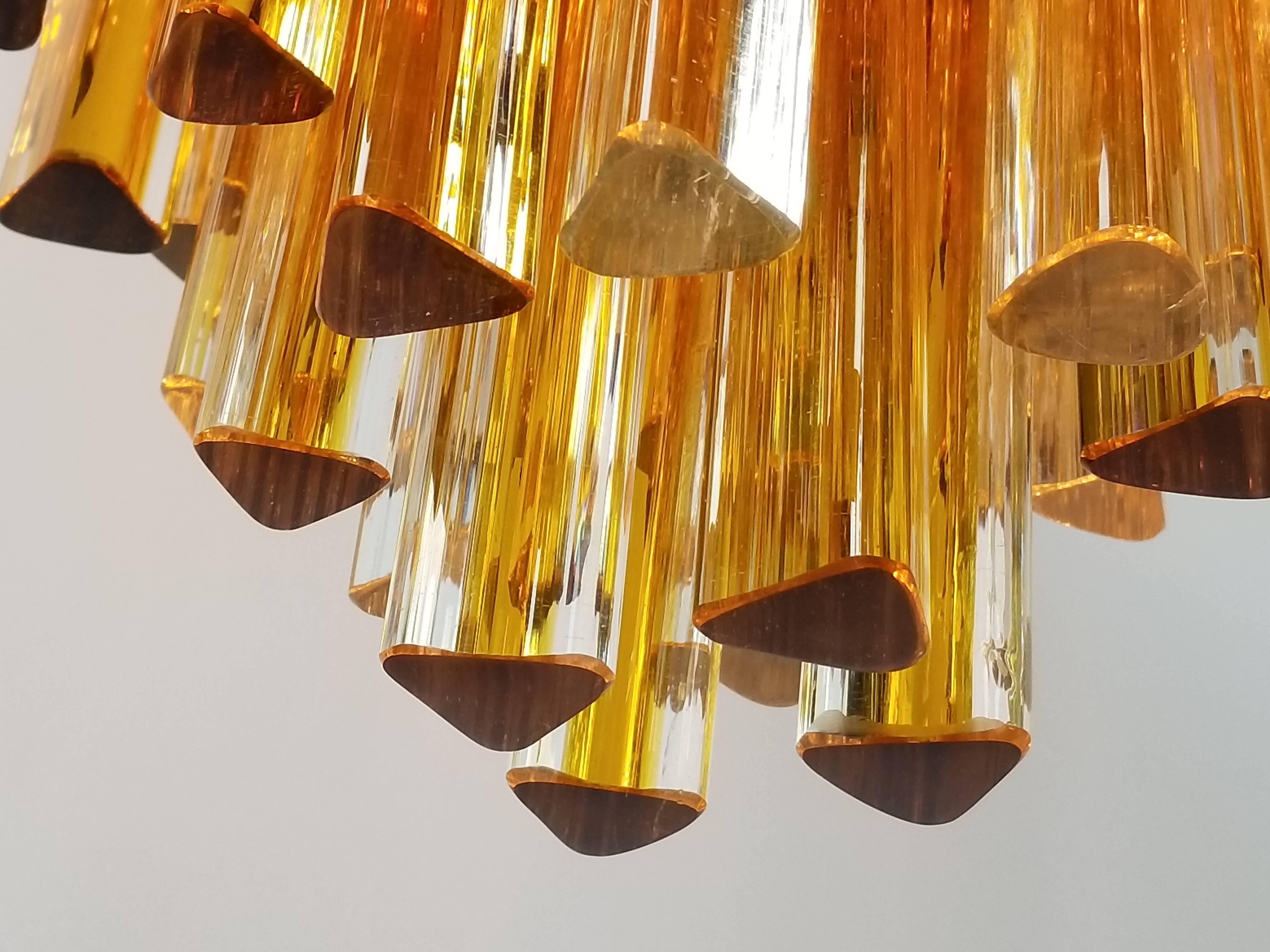 1960s Early Venini Amber and Clear Glass Prisms Chandelier, Italy In Good Condition For Sale In St- Leonard, Quebec