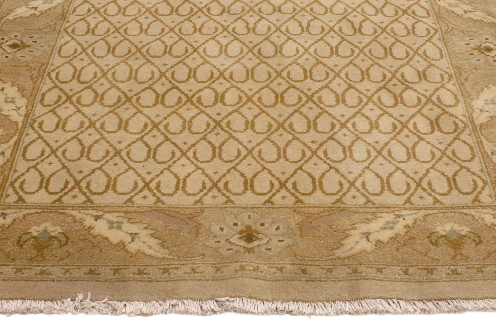 Hand-Knotted 1960's Earth-Tone Indian Rug with Traditional Style For Sale