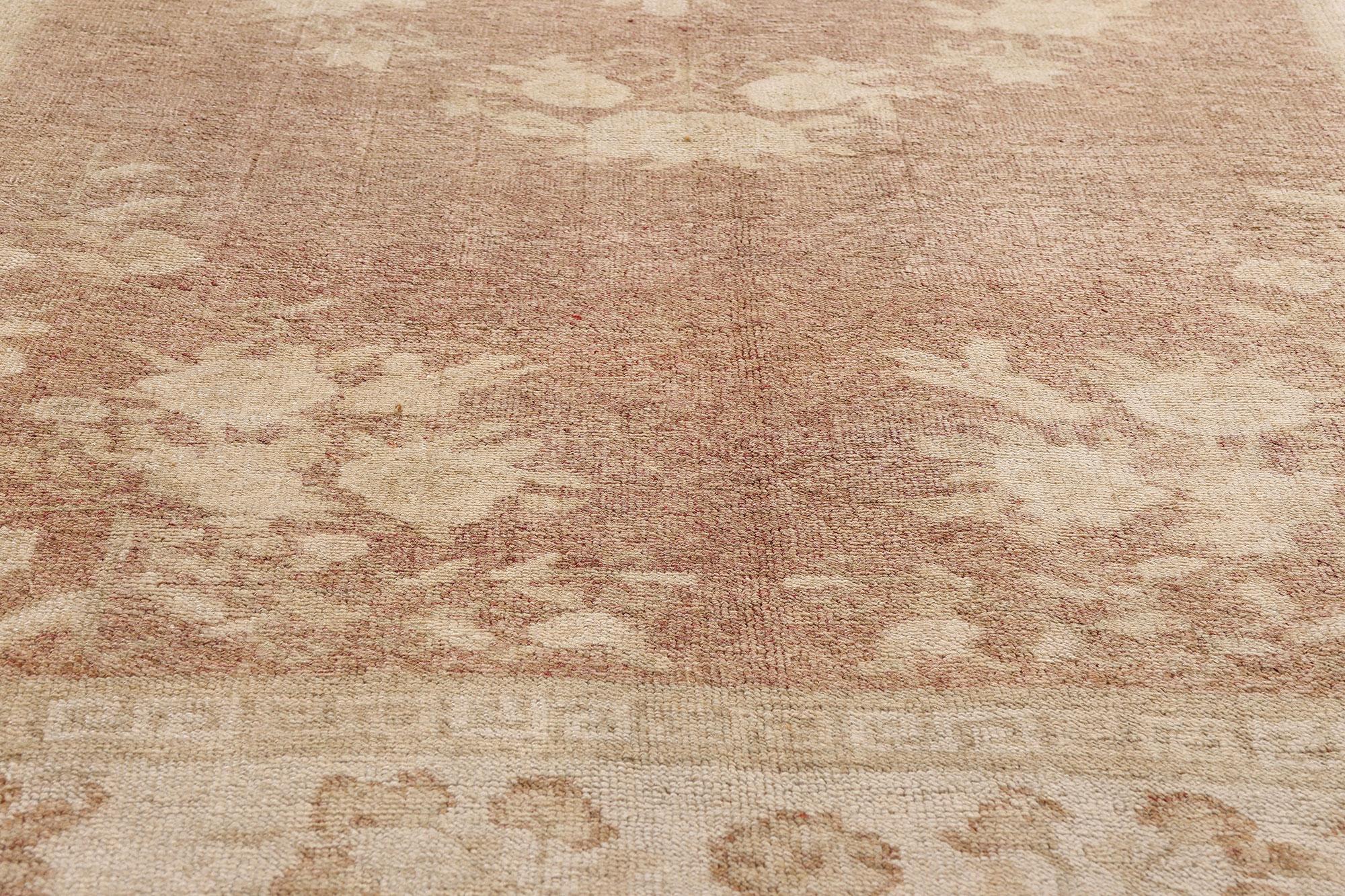 Alfombra turca de Oushak en tonos tierra de los años 60 con estilo moderno Turco en venta