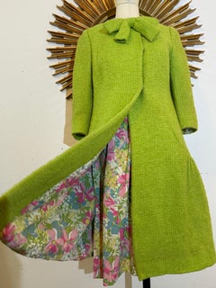 1960s Edith Small Conjunto de 2 piezas de vestido floral de primavera y abrigo de tweed Chartreuse