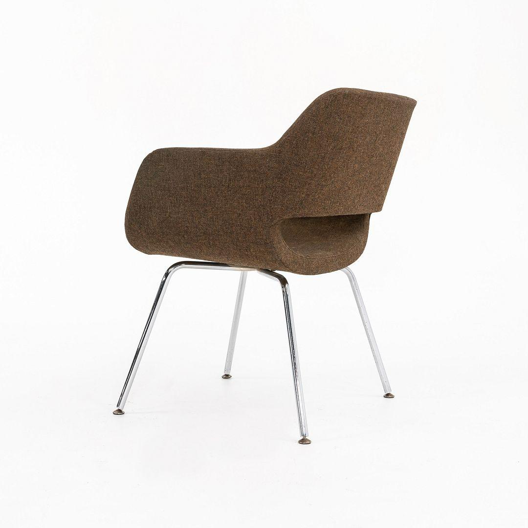 Mousse 1960 Eero Aarnio pour Asko Finlande Chaise Viking en tissu brun en vente