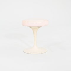 1960s Eero Saarinen for Knoll 152 Tulip Swivel Stool with Vinyl Seat