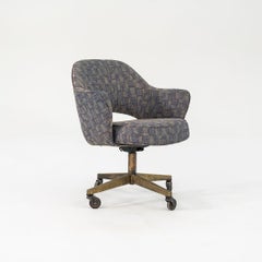1960s Eero Saarinen for Knoll Executive Arm Desk Chair in Fabric and Bronze Base
