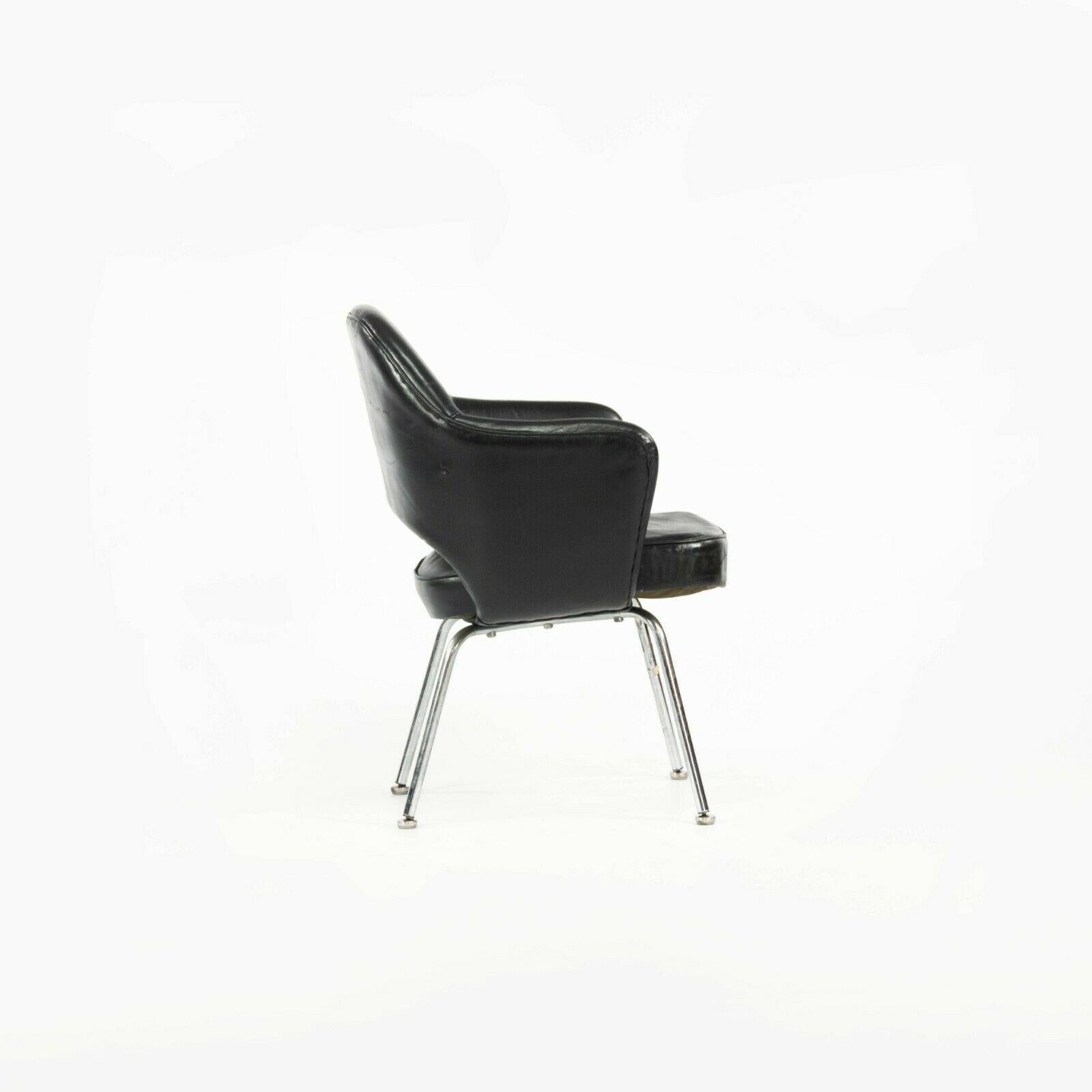 Modern 1960s Eero Saarinen for Knoll Executive Dining Arm Chair in Black Leather For Sale
