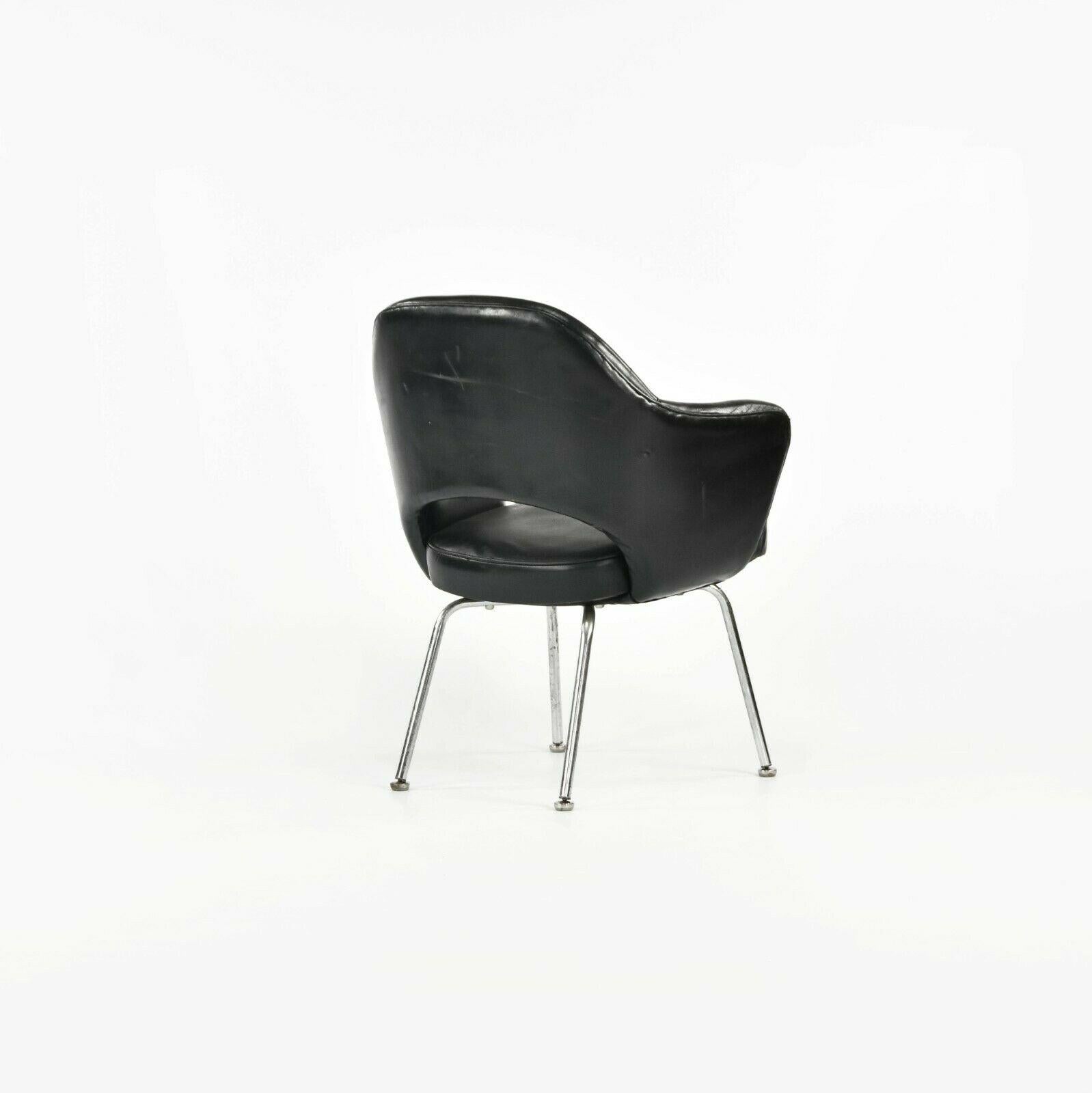 American 1960s Eero Saarinen for Knoll Executive Dining Arm Chair in Black Leather For Sale