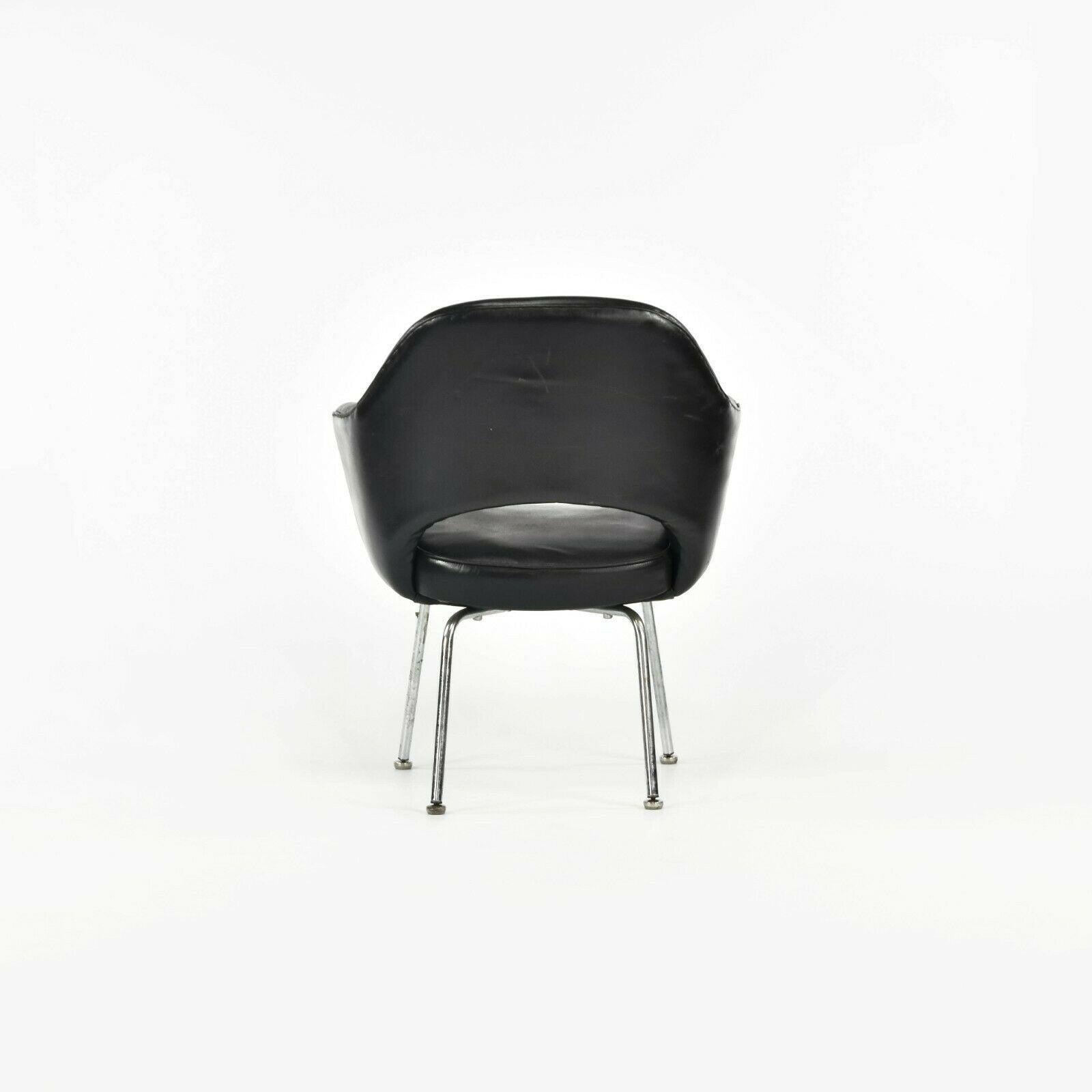 1960s Eero Saarinen for Knoll Executive Dining Arm Chair in Black Leather In Good Condition For Sale In Philadelphia, PA