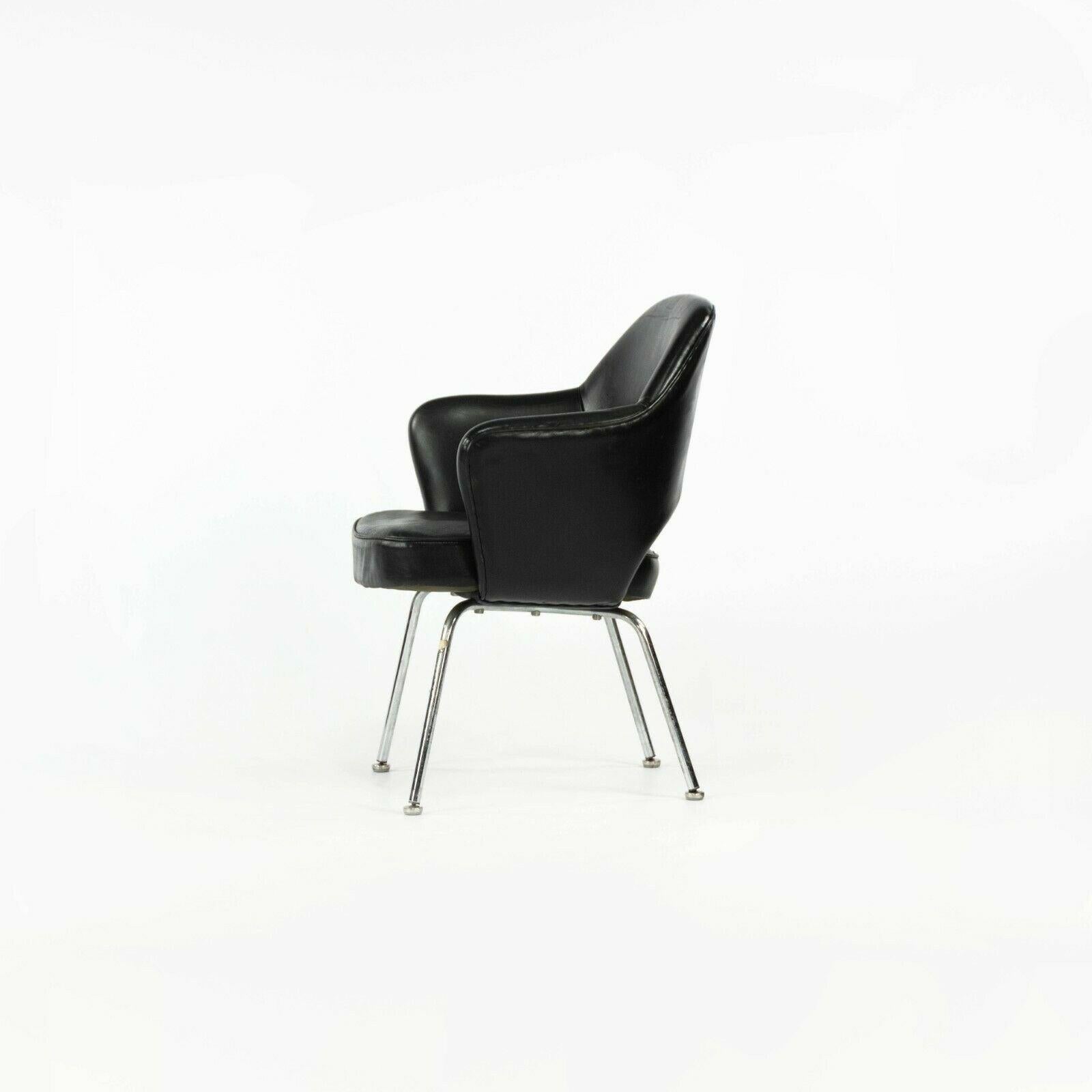 1960s Eero Saarinen for Knoll Executive Dining Arm Chair in Black Leather For Sale 1