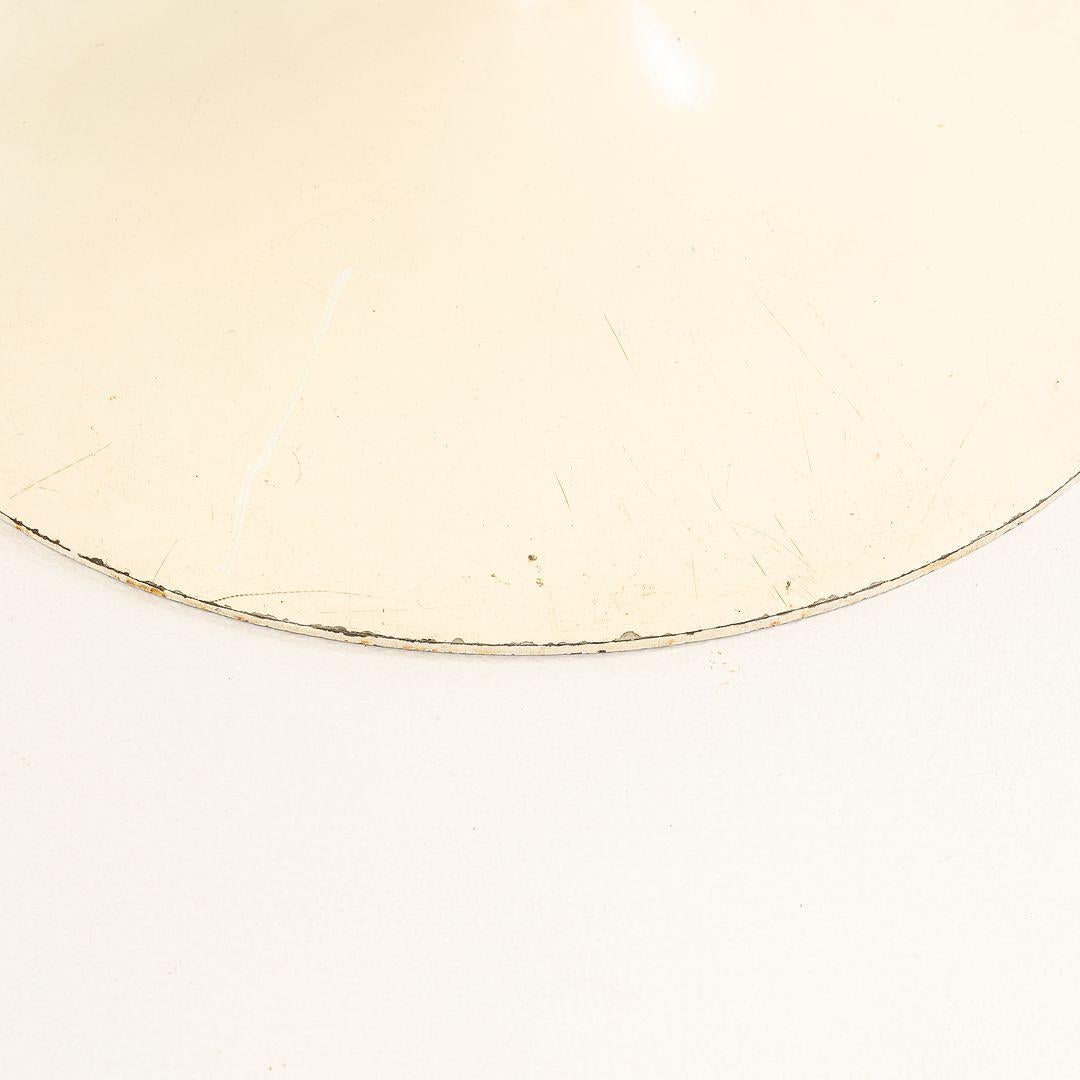 Moderne 1960s Eero Saarinen for Knoll Pedestal Dining Table in White Laminate 47