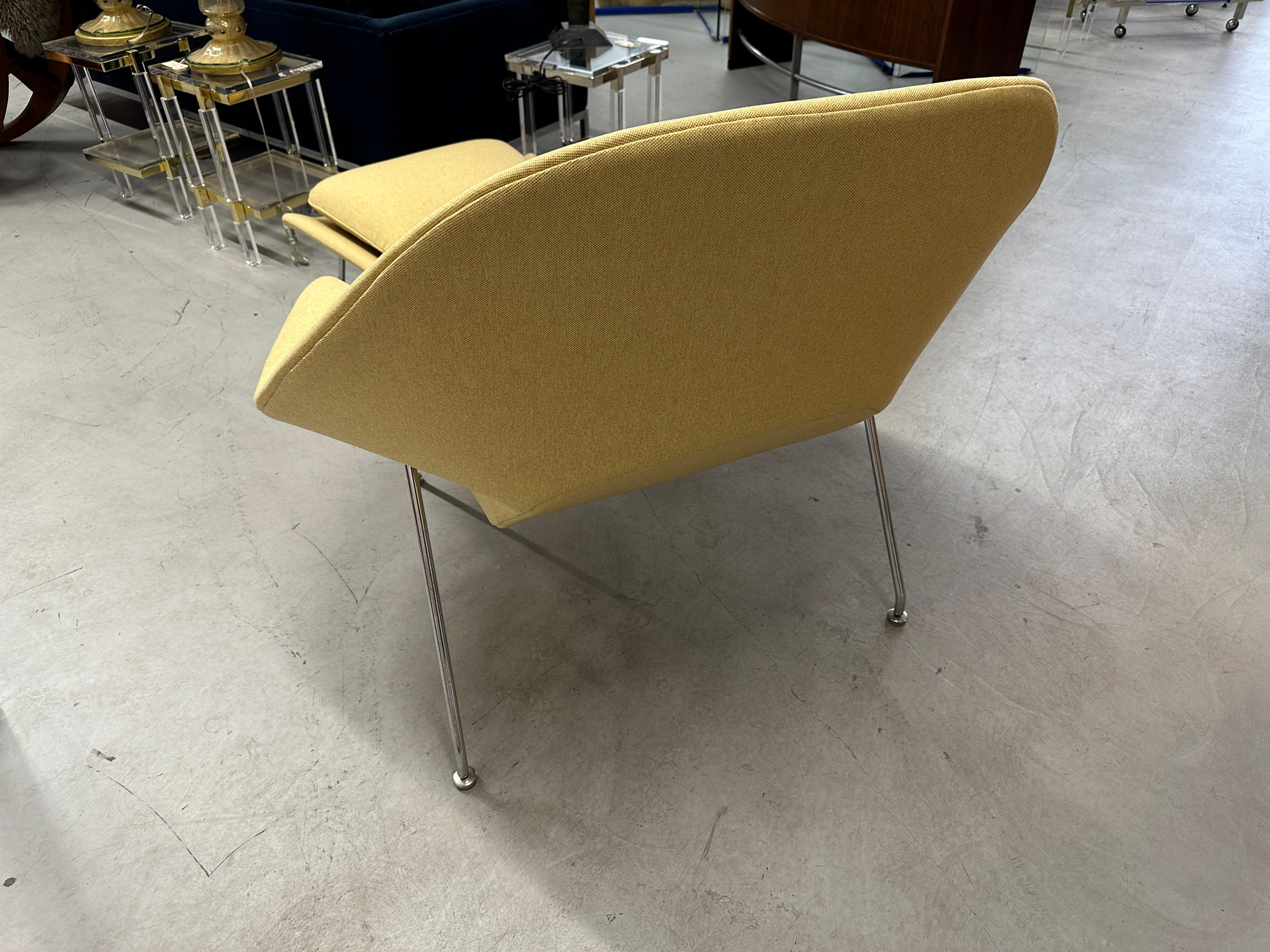1960er Jahre Eero Saarinen für Knoll Womb Chair und Ottomane  im Angebot 8
