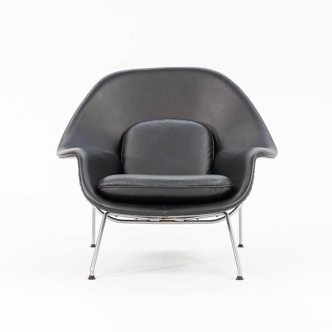 Acier Chaise et pouf Eero Saarinen for Knoll Womb des années 1960 en cuir neuf, modèle 70L en vente