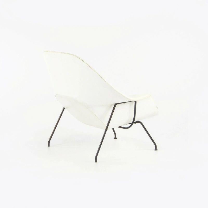 American 1960s Eero Saarinen for Knoll Womb Chair with Original White Vinyl Upholstery For Sale