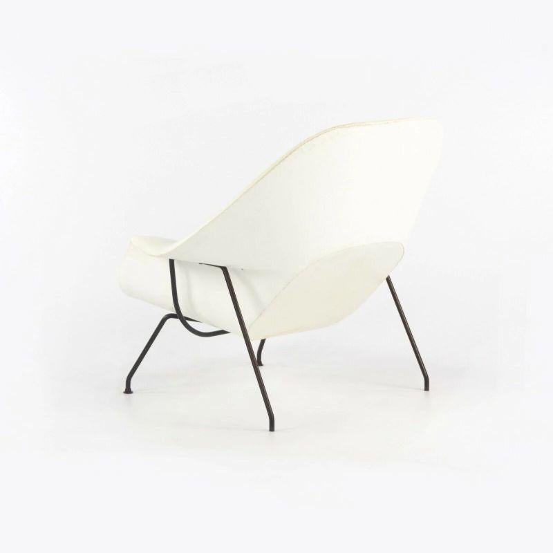 Modern 1960s Eero Saarinen for Knoll Womb Chair with Original White Vinyl Upholstery For Sale