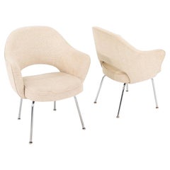 1960s Eero Saarinen Knoll Executive Dining Arm Chair, Cream Hopsack (2x)