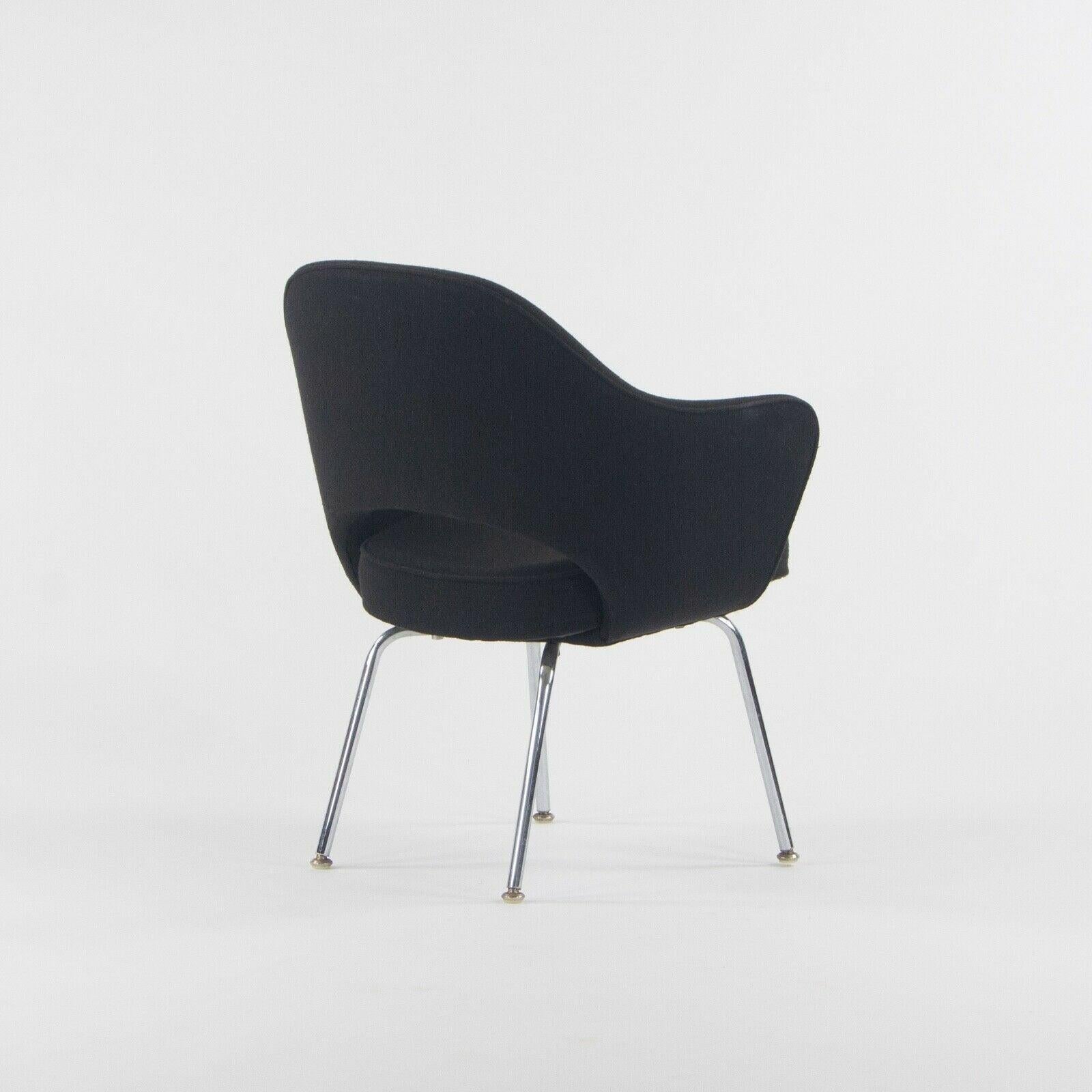American 1960s Eero Saarinen Knoll International Black Fabric Executive Arm Dining Chair For Sale