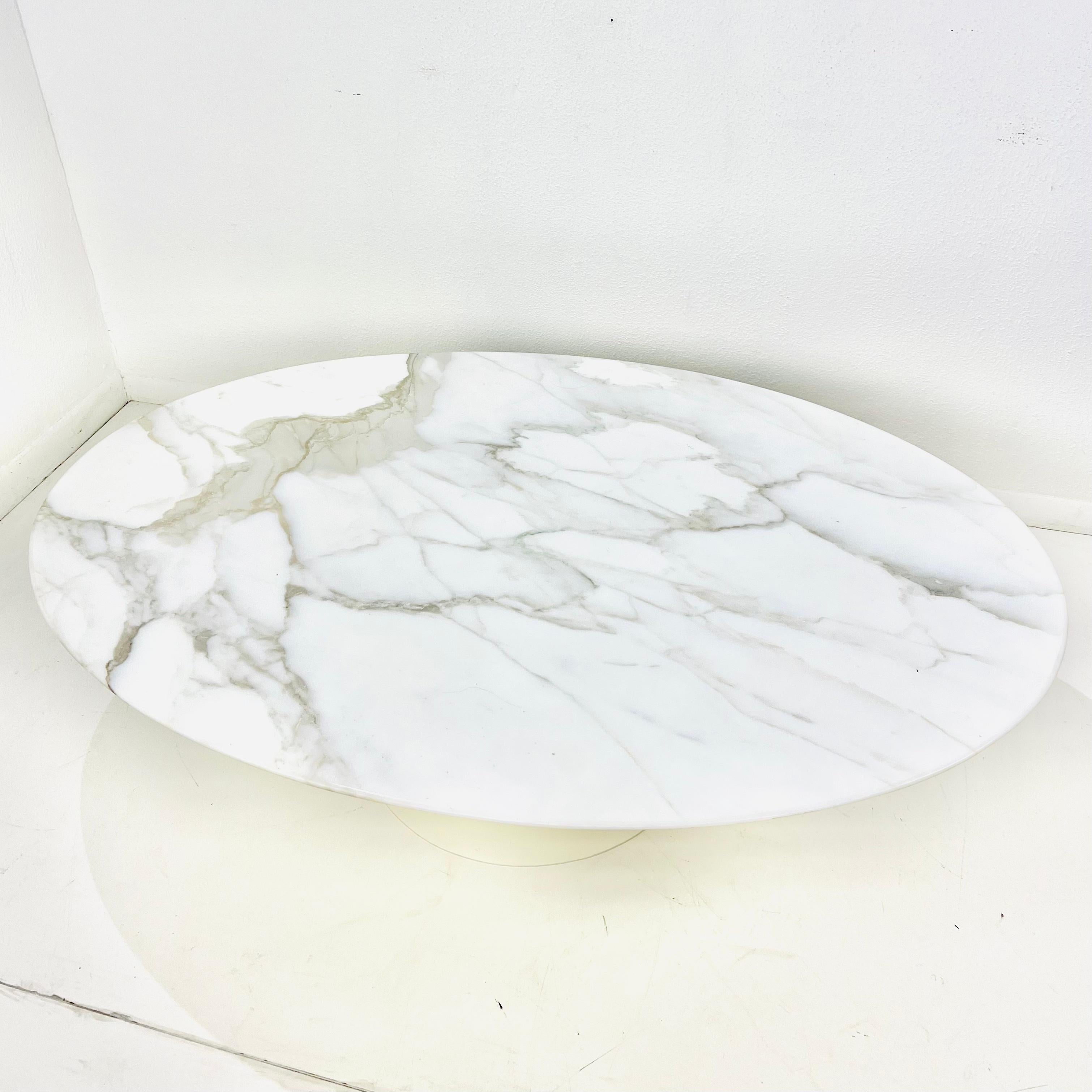 1960s Eero Saarinen Marble Top Coffee Table by Knoll For Sale 1