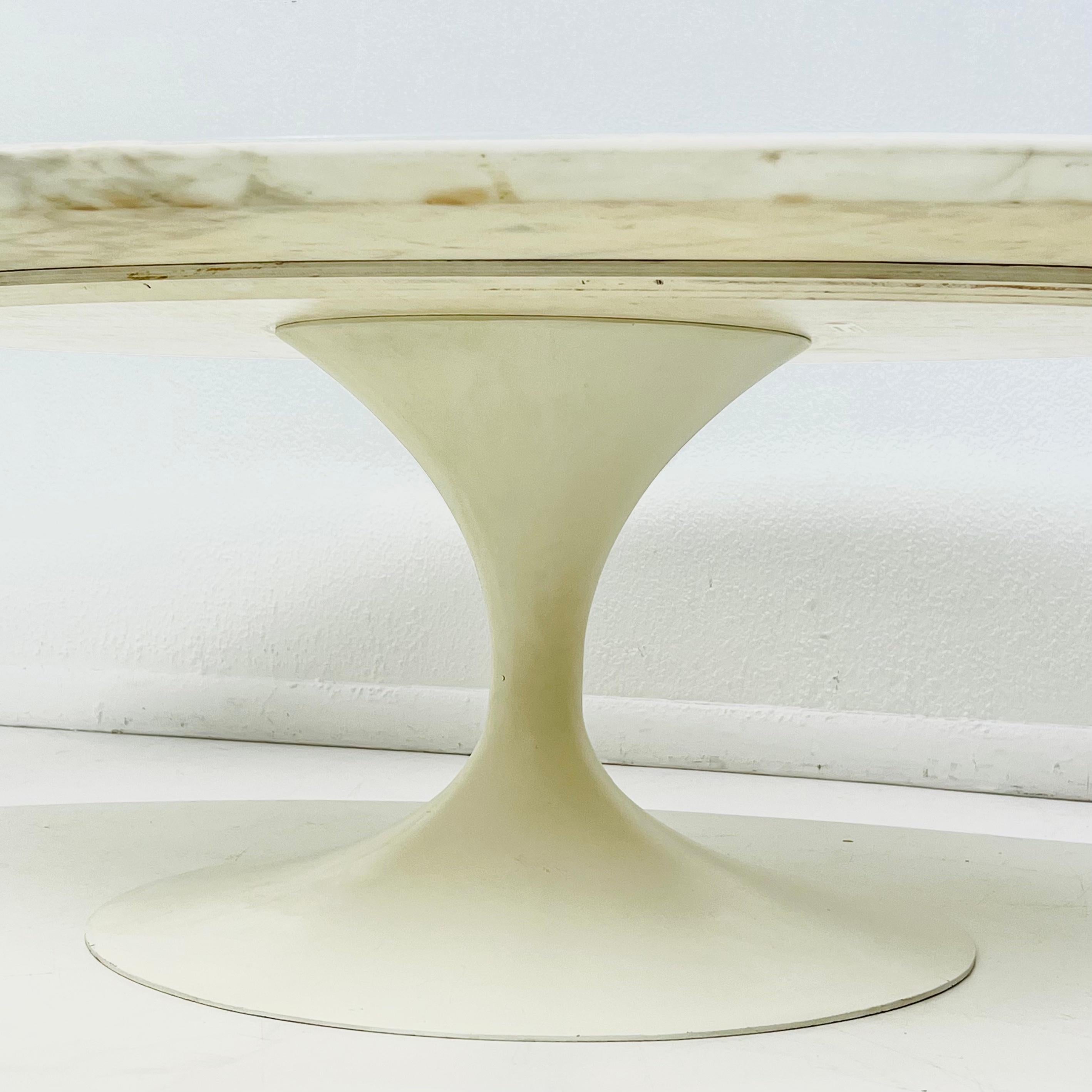 1960s Eero Saarinen Marble Top Coffee Table by Knoll For Sale 2
