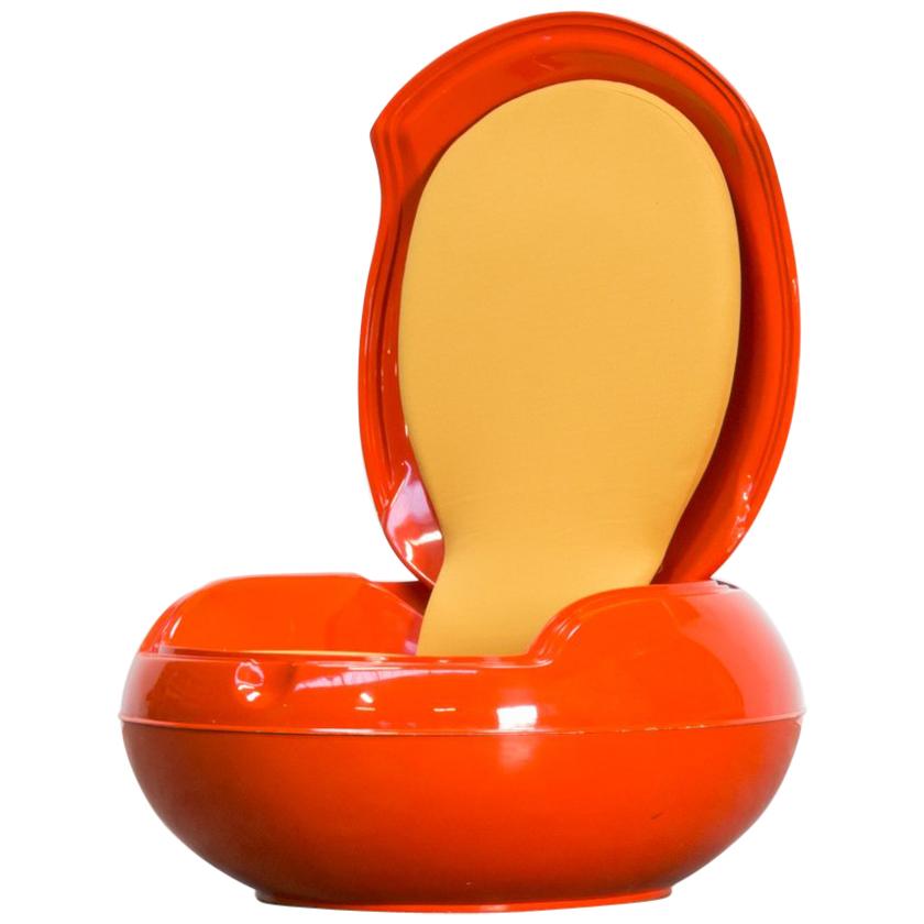 1960s Egg Chair by Peter Ghyczy For Sale