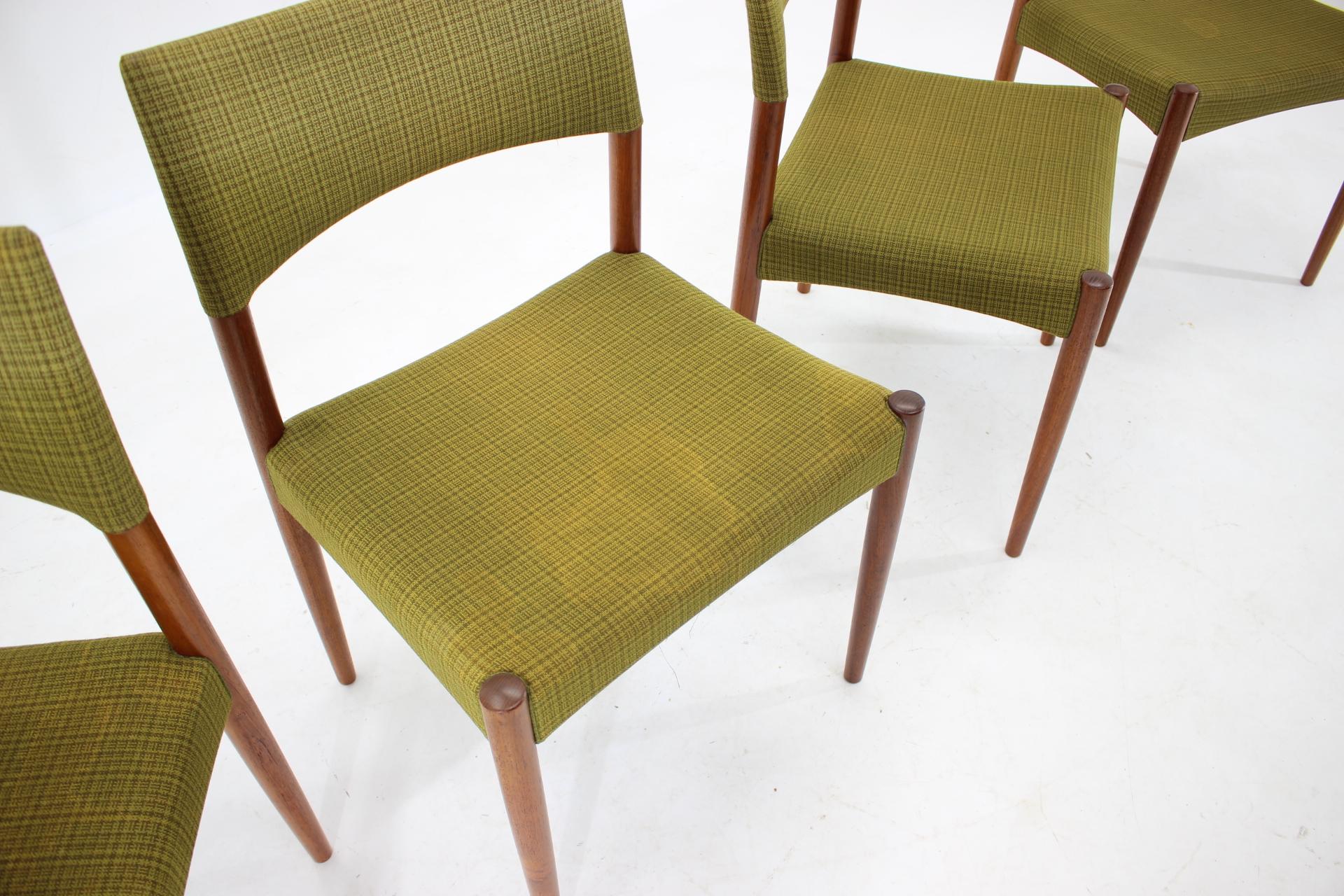 Mid-Century Modern Chaises de salle à manger en teck des années 1960 de Ejner Larsen & Aksel Bender-Madsen, lot de 4 en vente