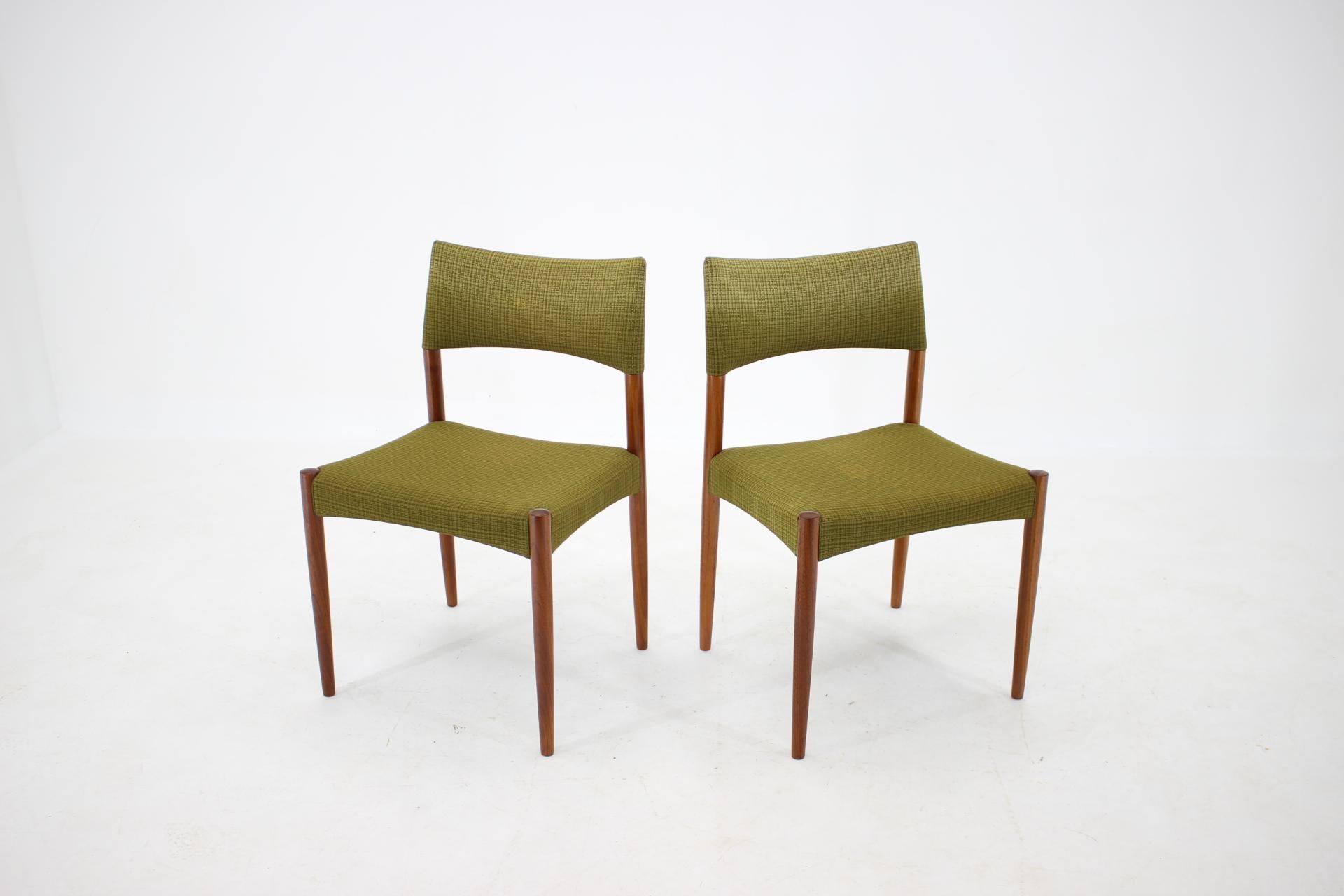 Esszimmerstühle aus Teakholz von Ejner Larsen & Aksel Bender-Madsen, 4er-Set, 1960er Jahre im Angebot 1