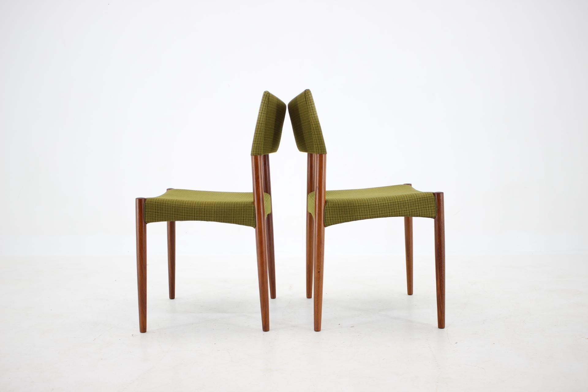 Chaises de salle à manger en teck des années 1960 de Ejner Larsen & Aksel Bender-Madsen, lot de 4 en vente 1