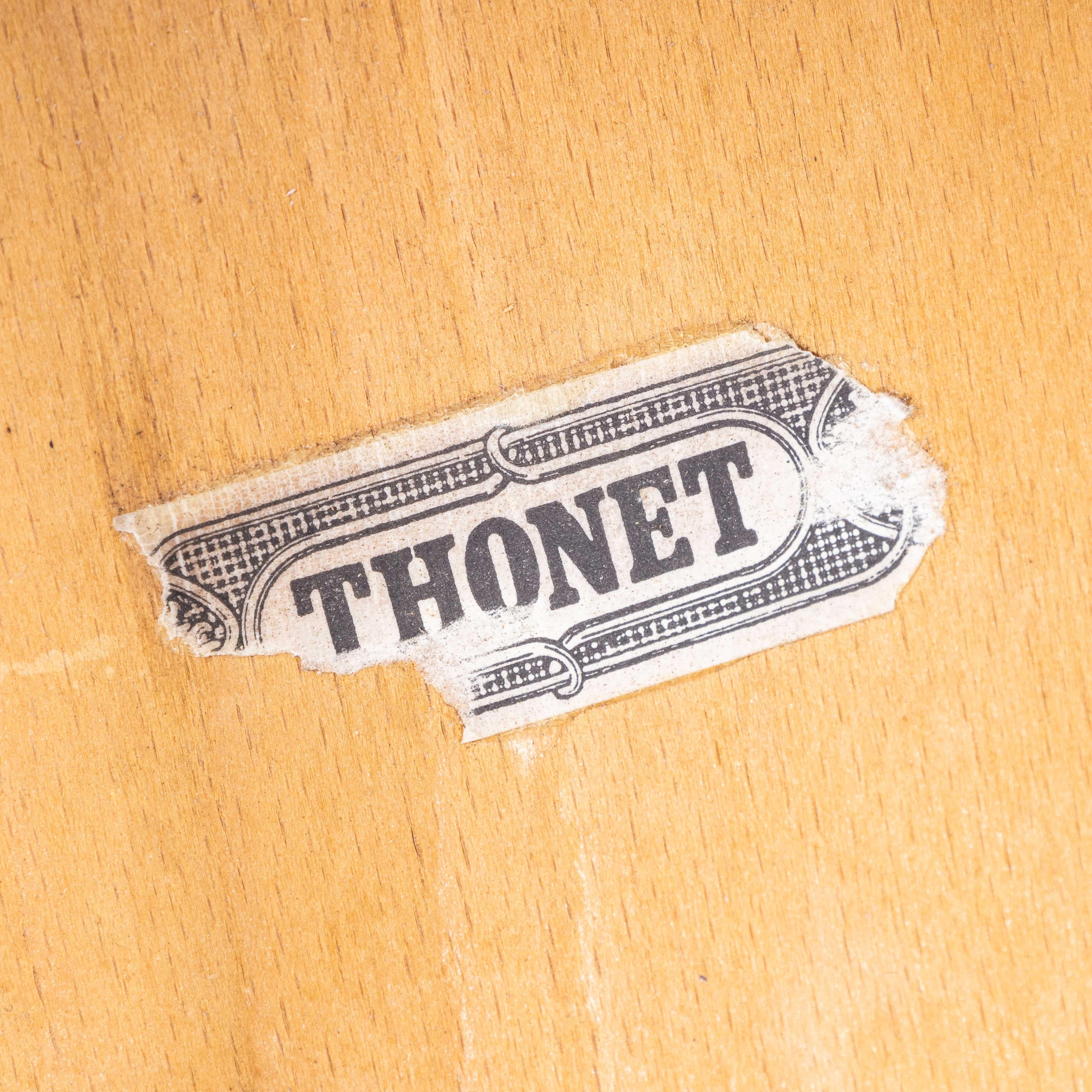 Autrichien Chaises de salle à manger à dossier Elegance d'origine Thonet des années 1960 - Lot de neuf en vente