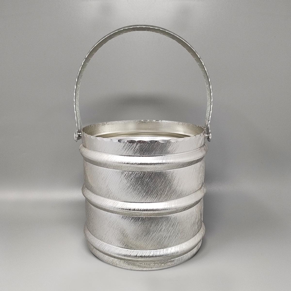 Mid-Century Modern 1960s Elegant Champagne Ice Bucket by Arir in Aluminium. Made in Italy For Sale