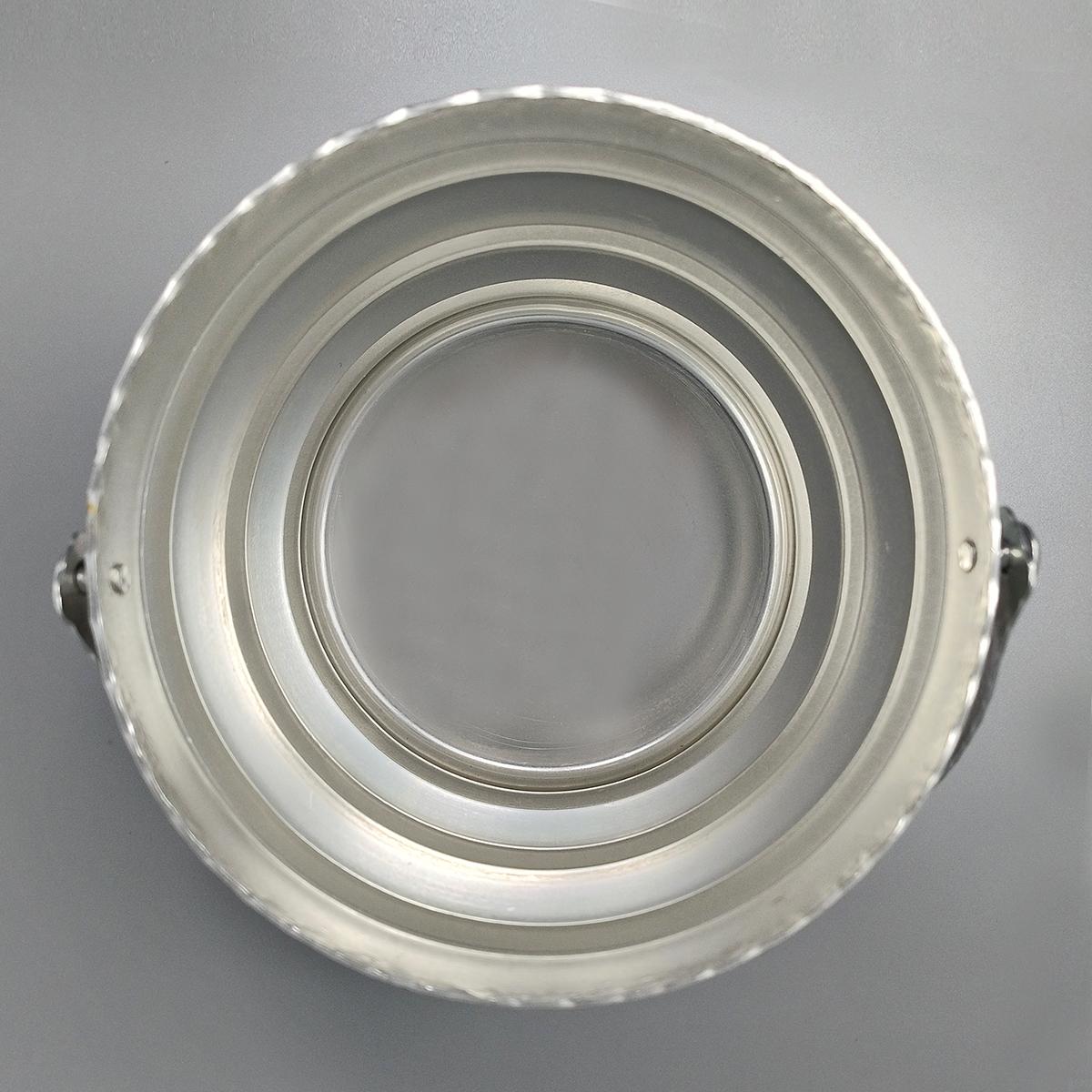 Mid-20th Century 1960s Elegant Champagne Ice Bucket by Arir in Aluminium. Made in Italy For Sale