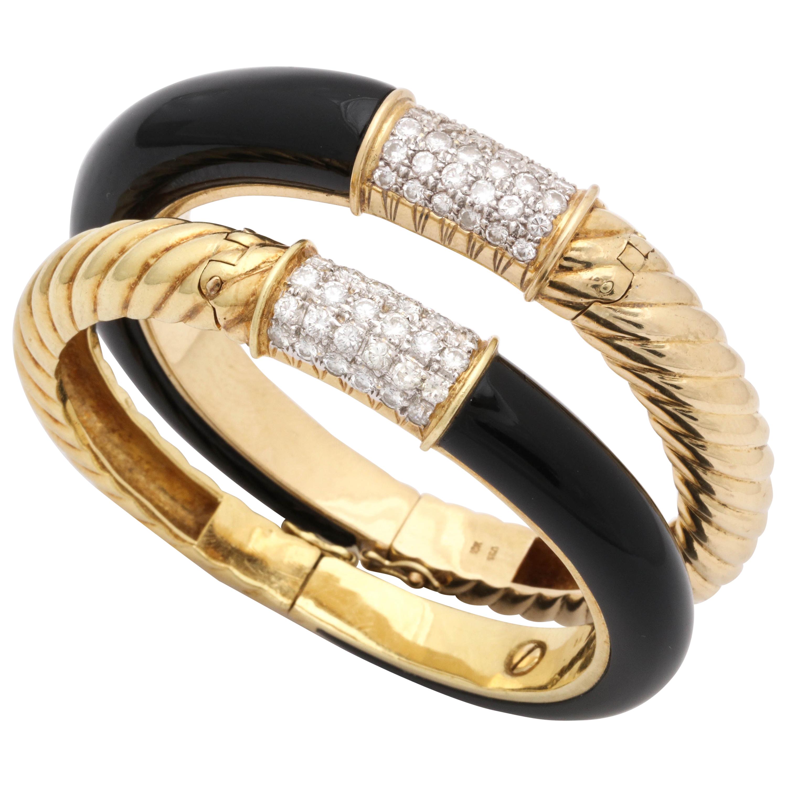 1960s Elegant Custom Cut Shiny Onyx with Diamonds Textured Gold Pair of Bangles