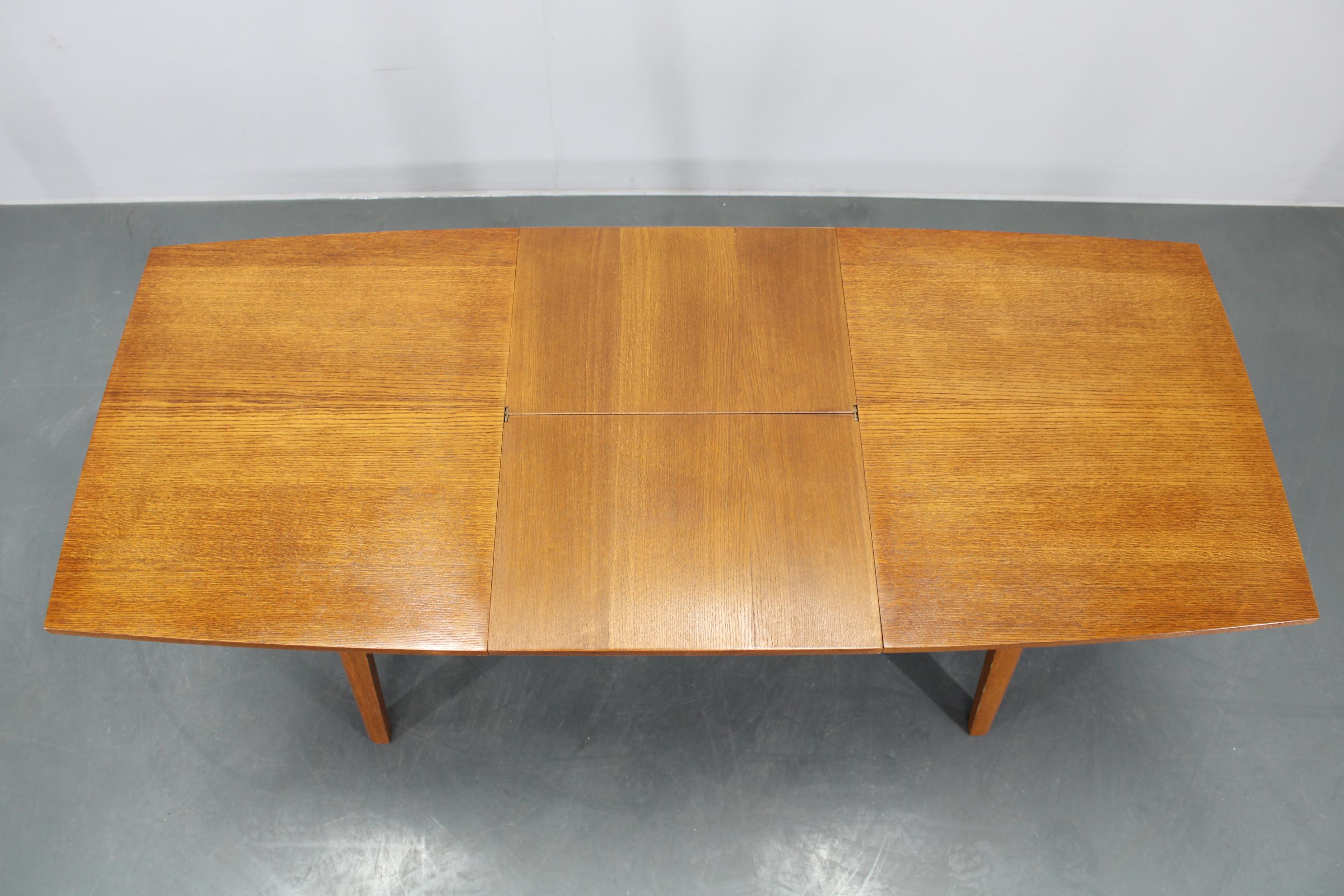 Ascensor de los años 60 y mesa de comedor extensible de roble, Alemania en venta 10