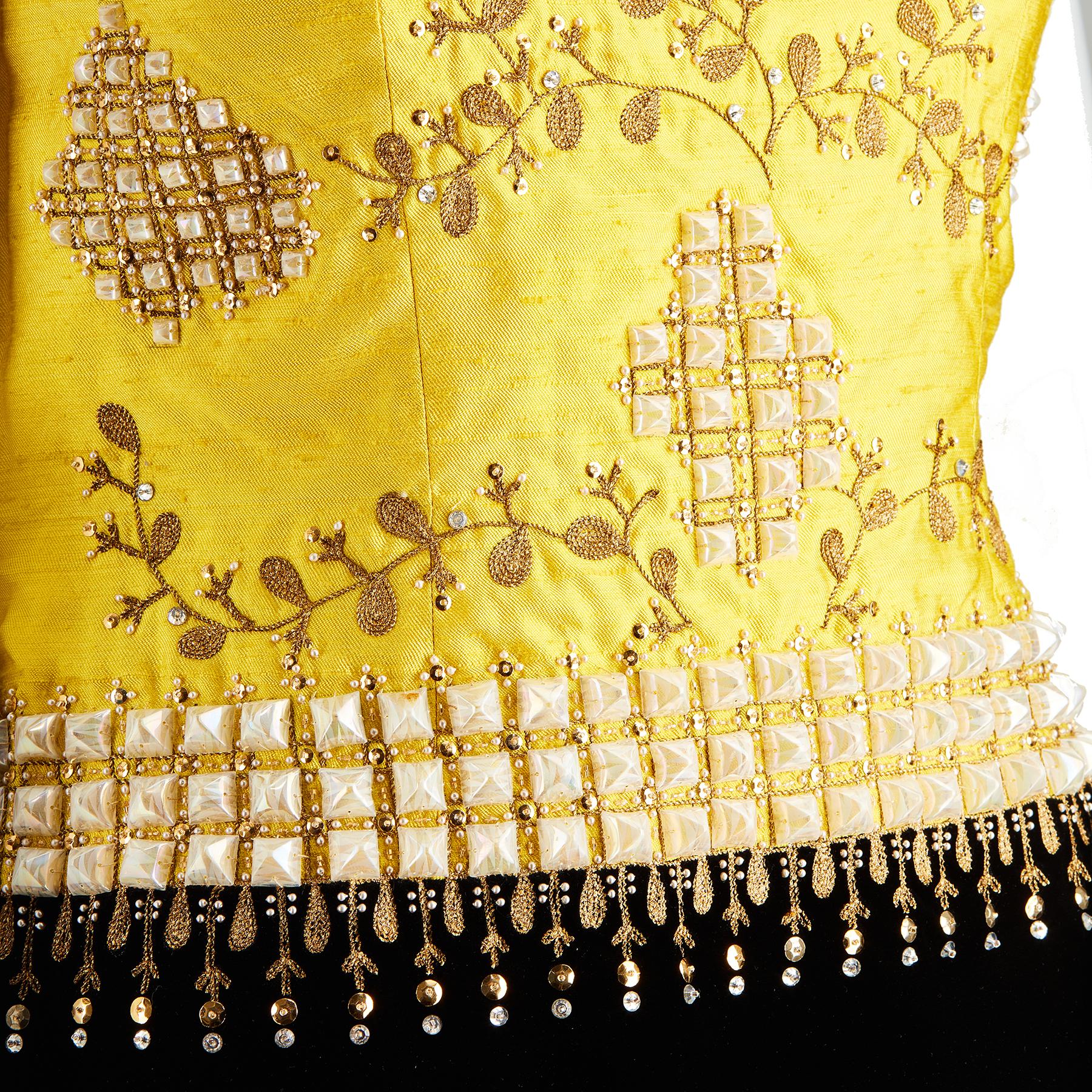 1960s Eliane Montigny French Couture Velvet and Silk Dress In Excellent Condition For Sale In London, GB