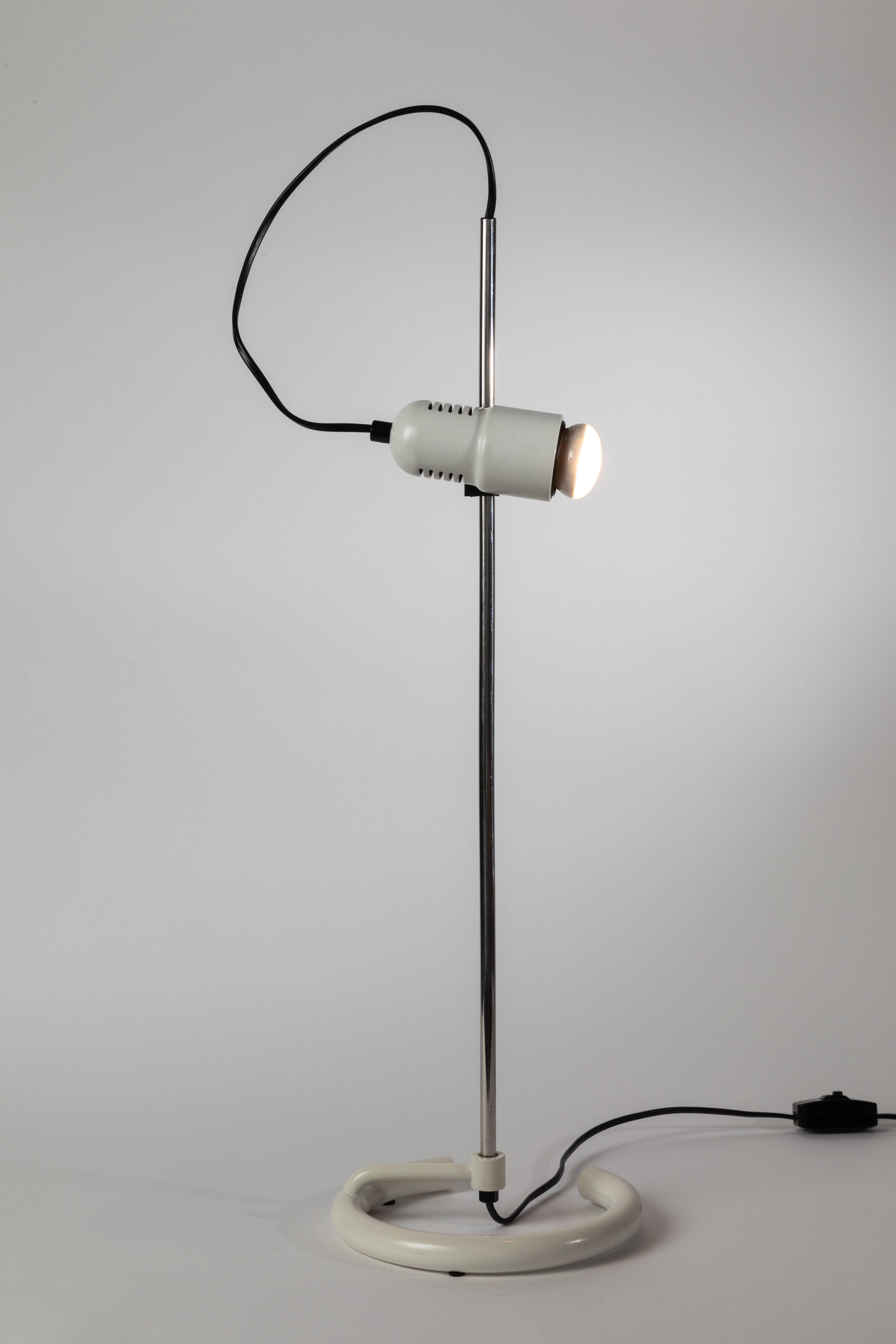 Mid-Century Modern Lampe de bureau Elio Martinelli pour Martinelli Luce, années 1960 en vente