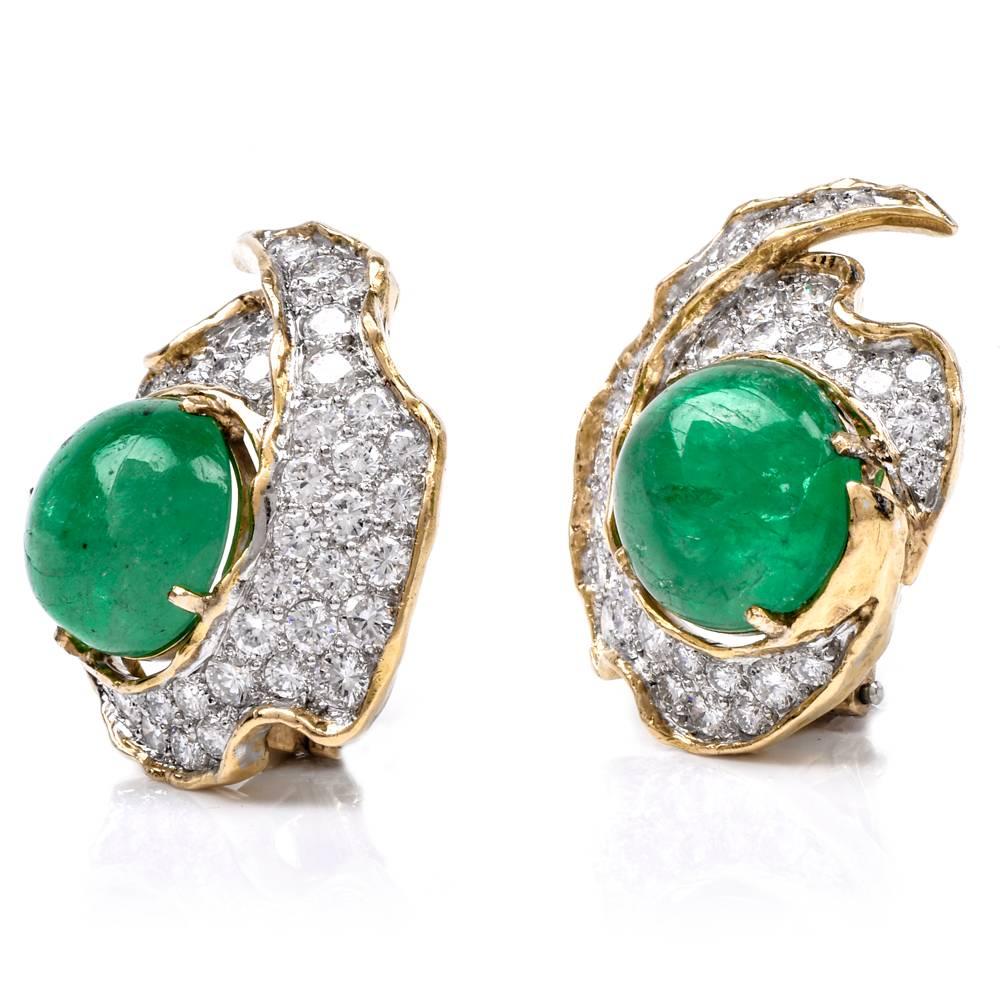 Women's 1960s Emerald Cabochon Diamond 18 Karat Gold Clip-On Earrings