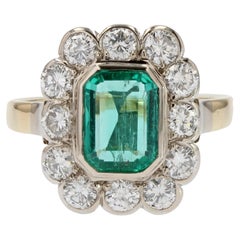 Vintage 1960s Emerald Diamonds 18 Karat Yellow Gold Platinum Rectangular Ring