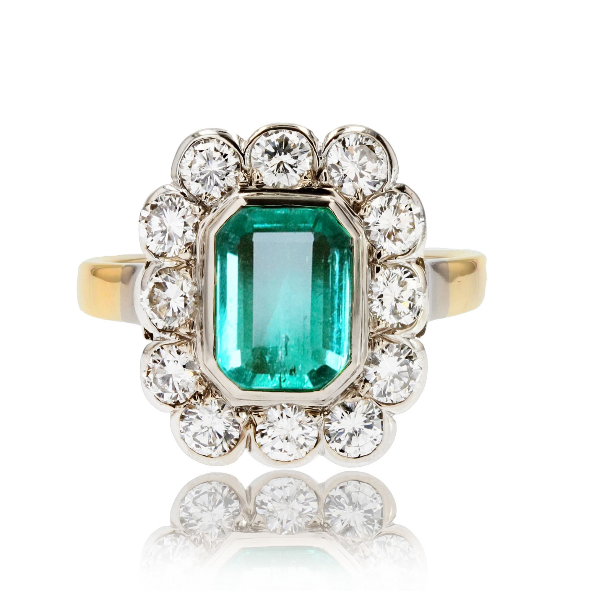 1960s Emerald Diamonds 18 Karat Yellow Gold Platinum Rectangular Ring For Sale