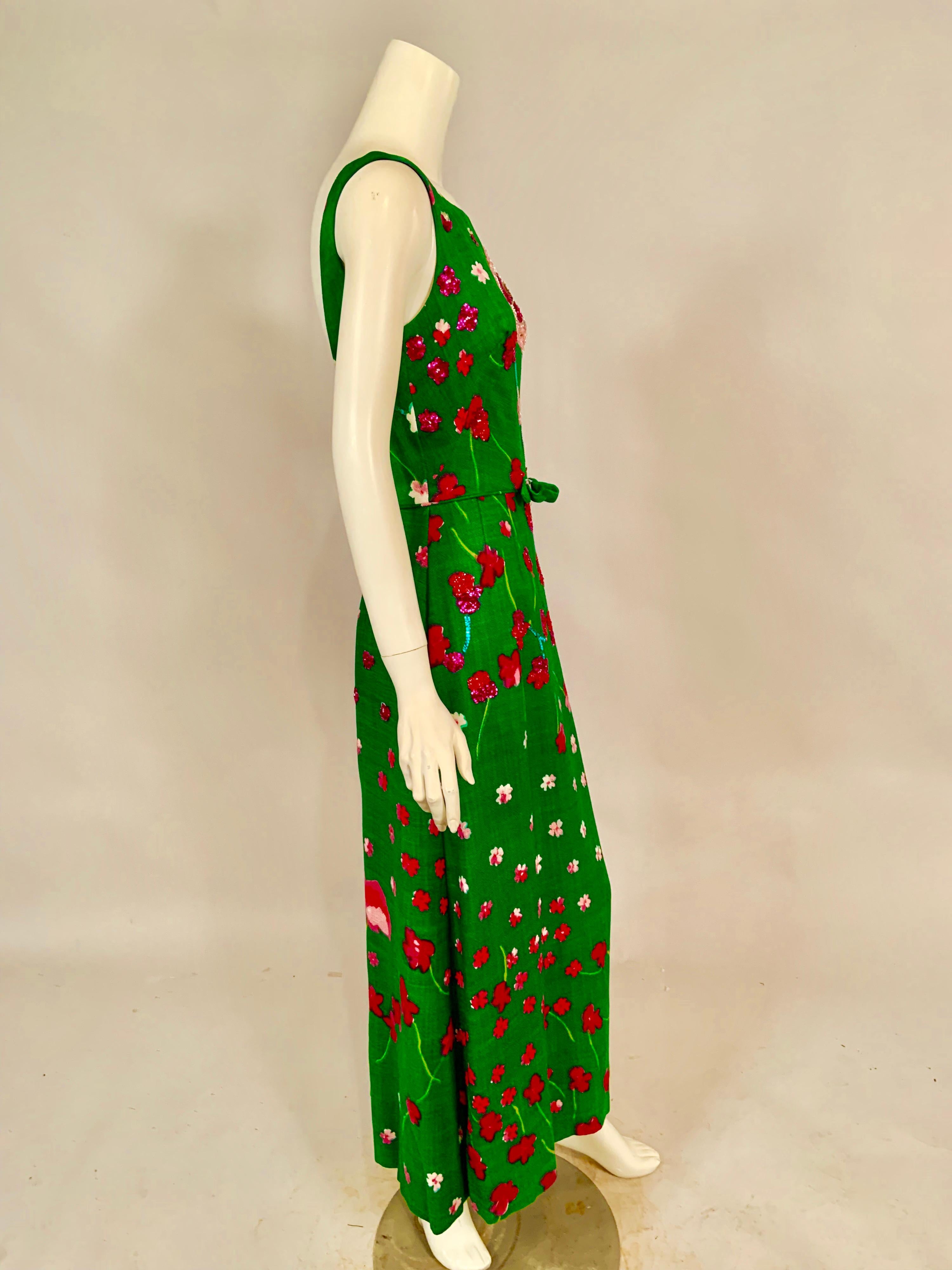 1960's Emerald Green Floral Print Linen Dress with Sequin and Beaded Decoration  In Excellent Condition In New Hope, PA