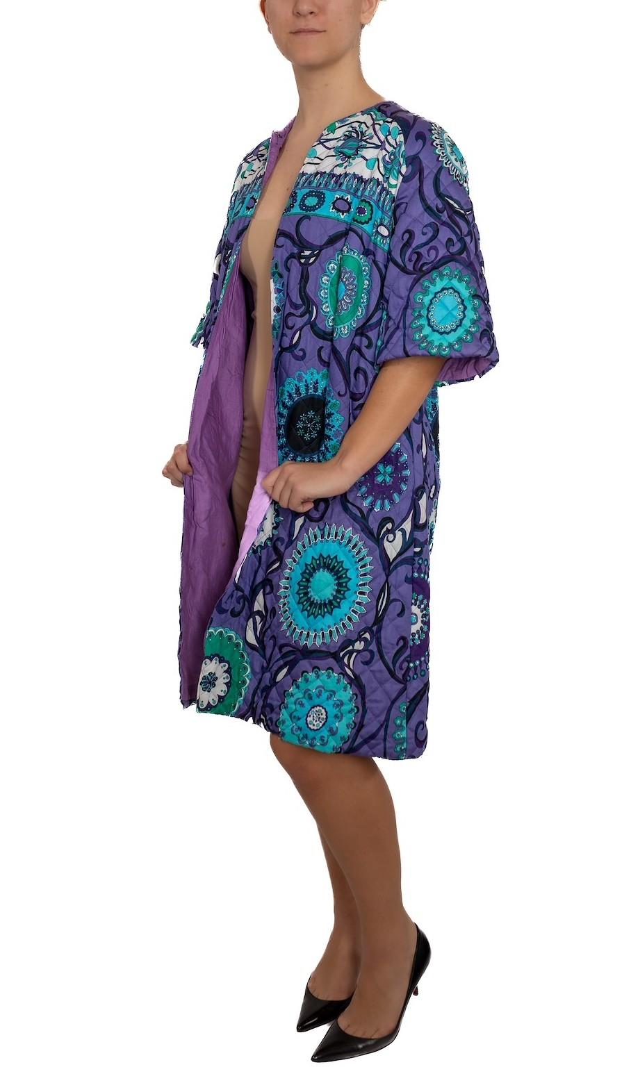 1960S EMILIO PUCCI Manteau d'été en coton matelassé pour la plage et la piscine, Blues mixtes Up&Up en vente 2