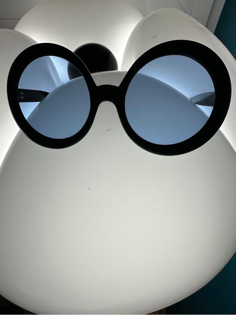 Emilio Pucci Oversized Sunglasses with nlack and white abstract Accents Emilio Pucci EP0238 20A 56 | Bassol Optic United States main image 4