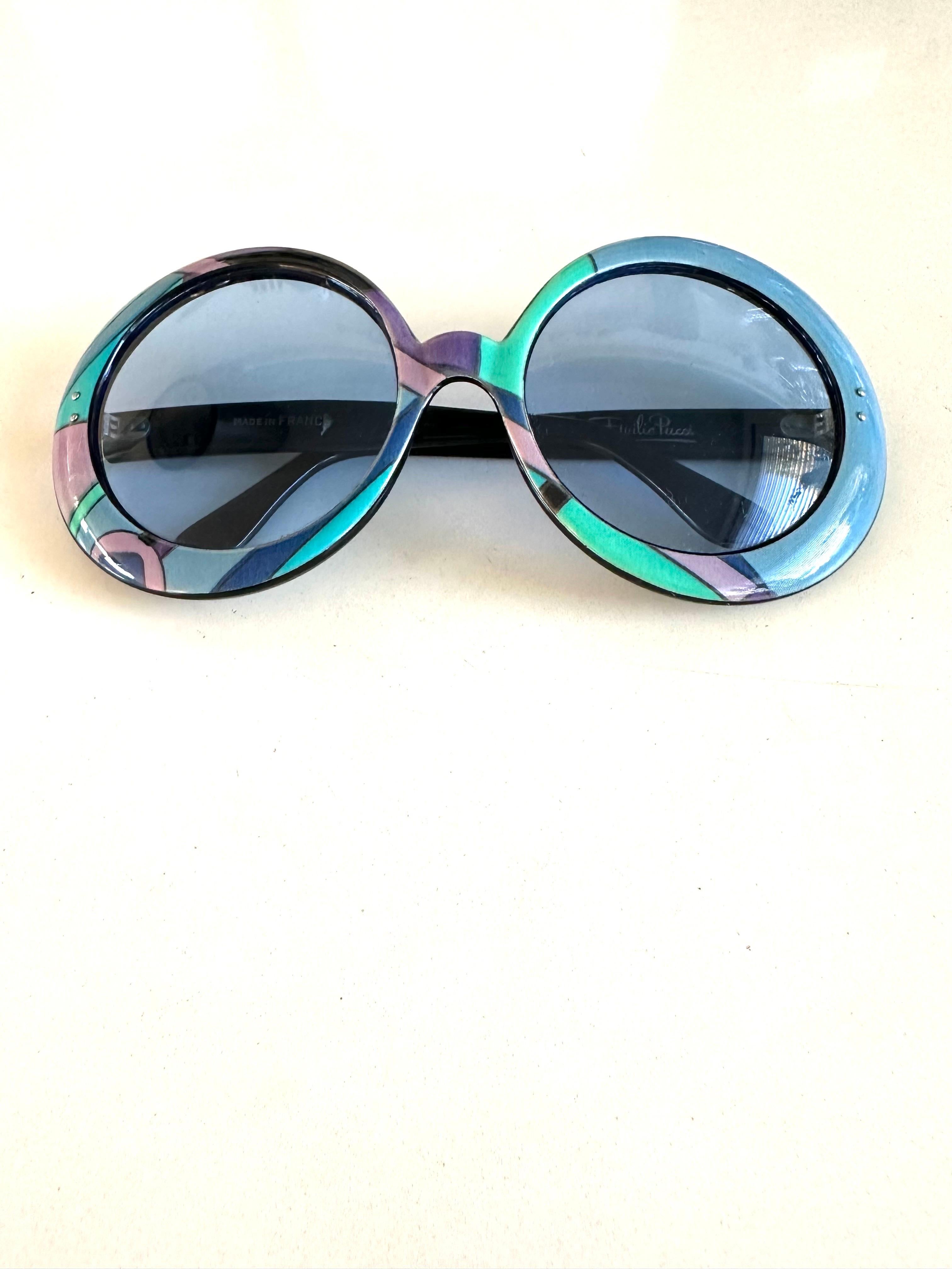 1960’s Emilio Pucci Oversized sunglasses with iconic print  1
