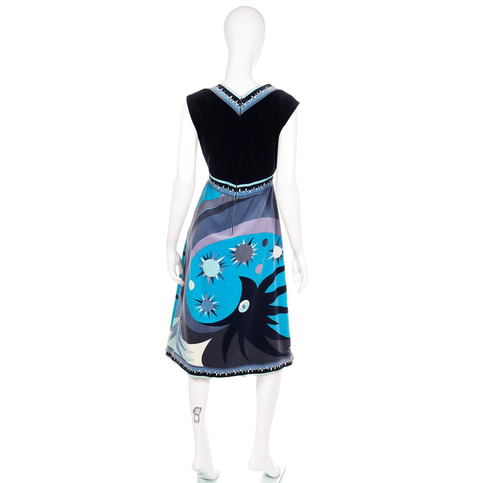1960s Emilio Pucci Rare Signature Print Vintage Blue & Black Velvet Dress In Good Condition In Portland, OR