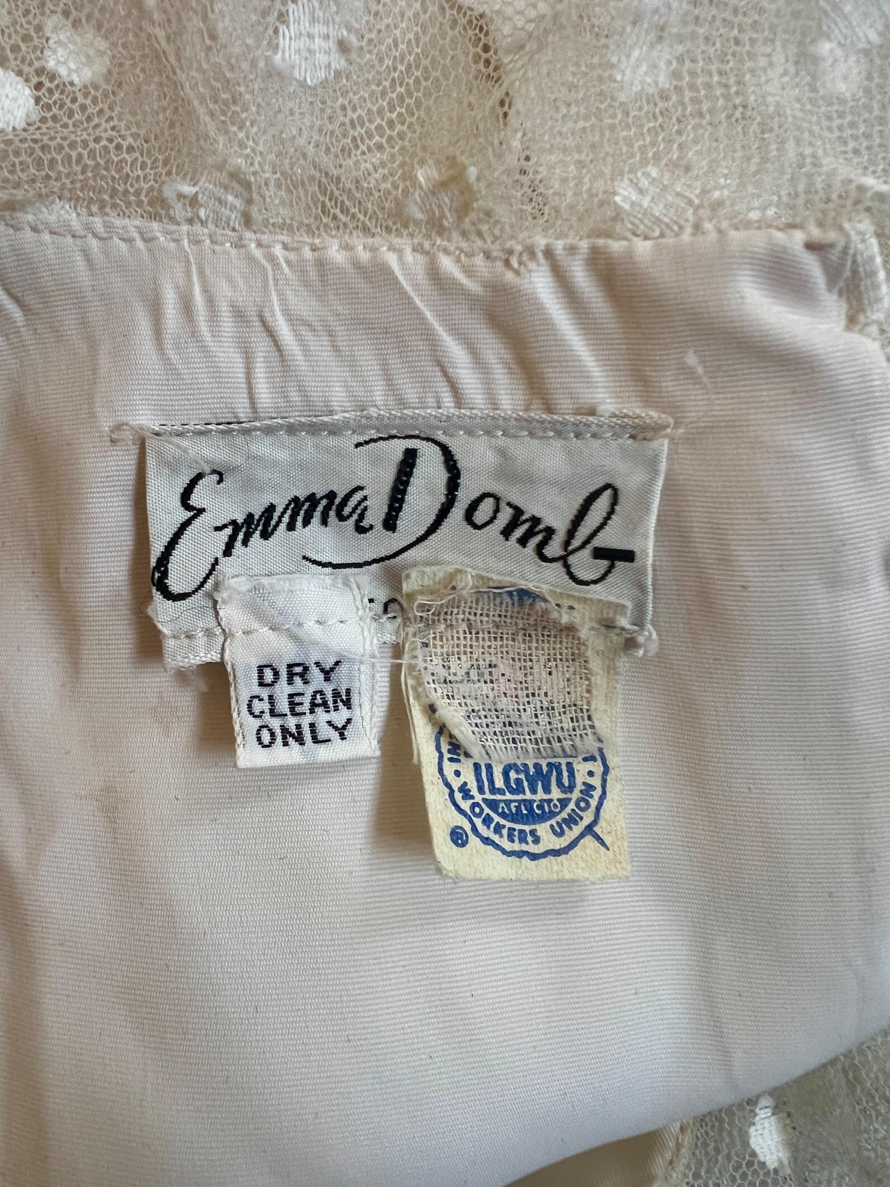 1960 Emma Domb - Robe à fleurs et filet avec ceinture moirée Pour femmes en vente