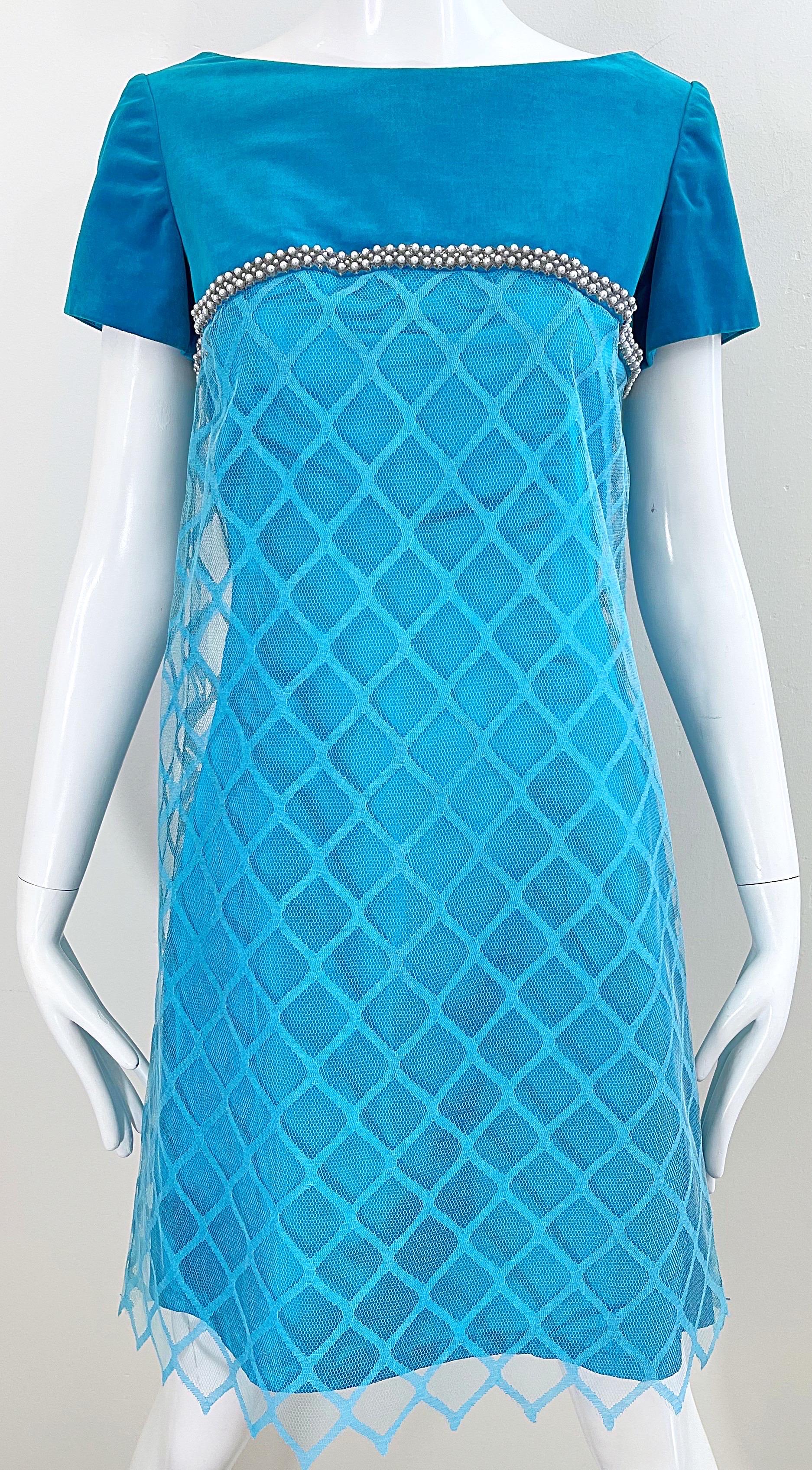 1960s Emma Domb Turquoise Blue Silk + Velvet Pearl Encrusted Vintage 60s Dress en vente 2