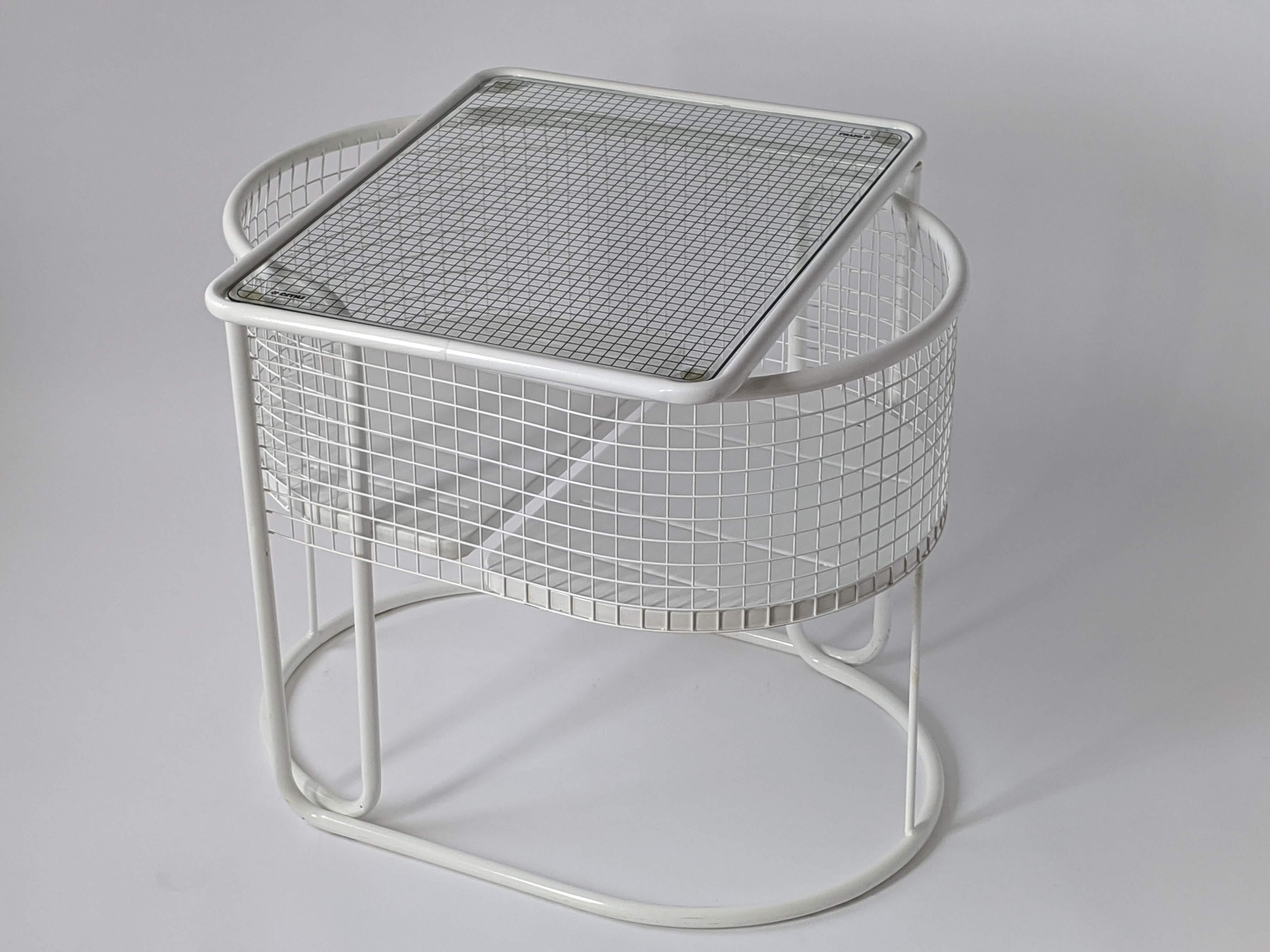 Steel 1960s EMU Pivoting Wire Chair Under Table System, Italy