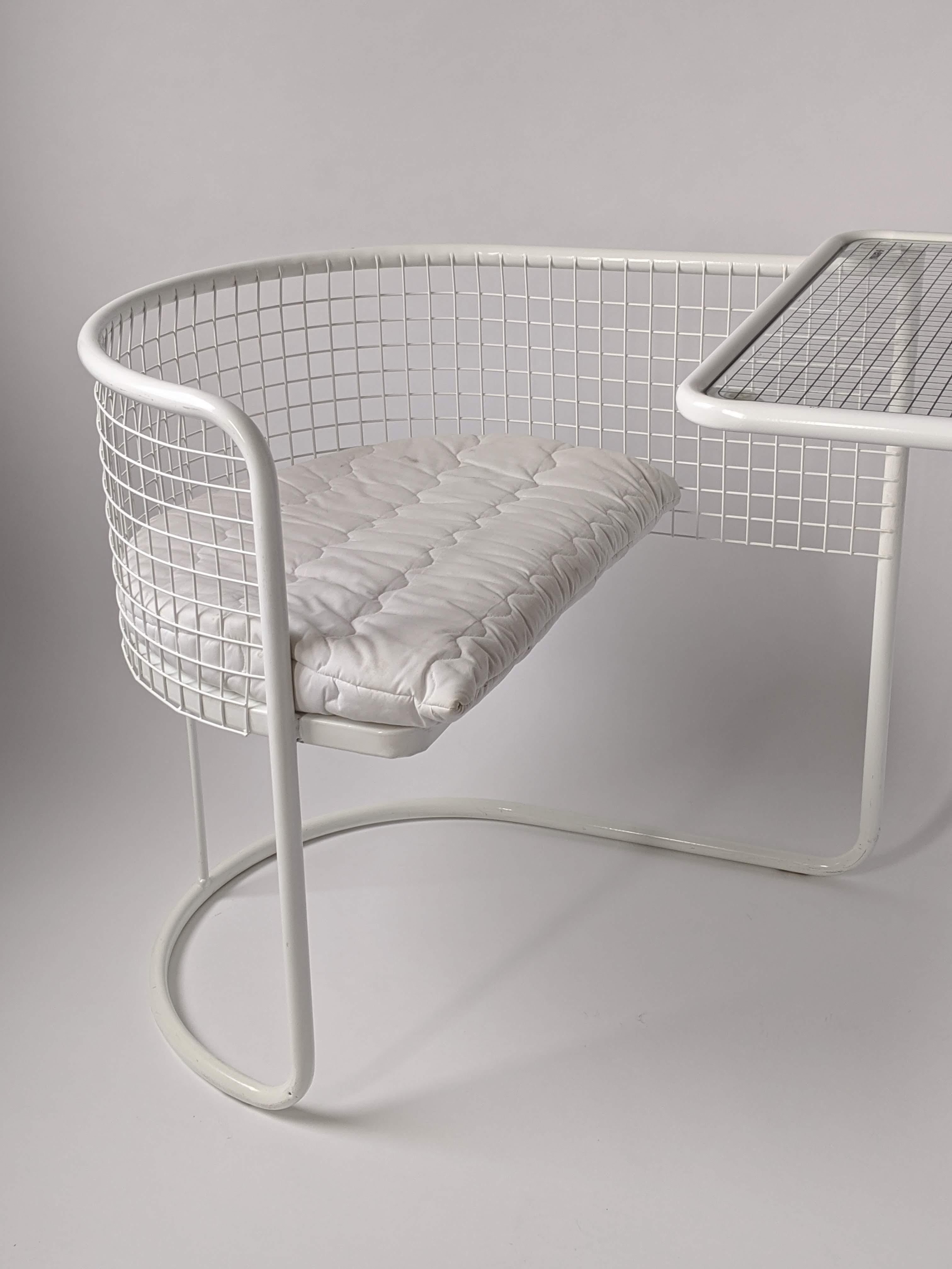 Mid-Century Modern 1960s EMU Pivoting Wire Chair Under Table System, Italy