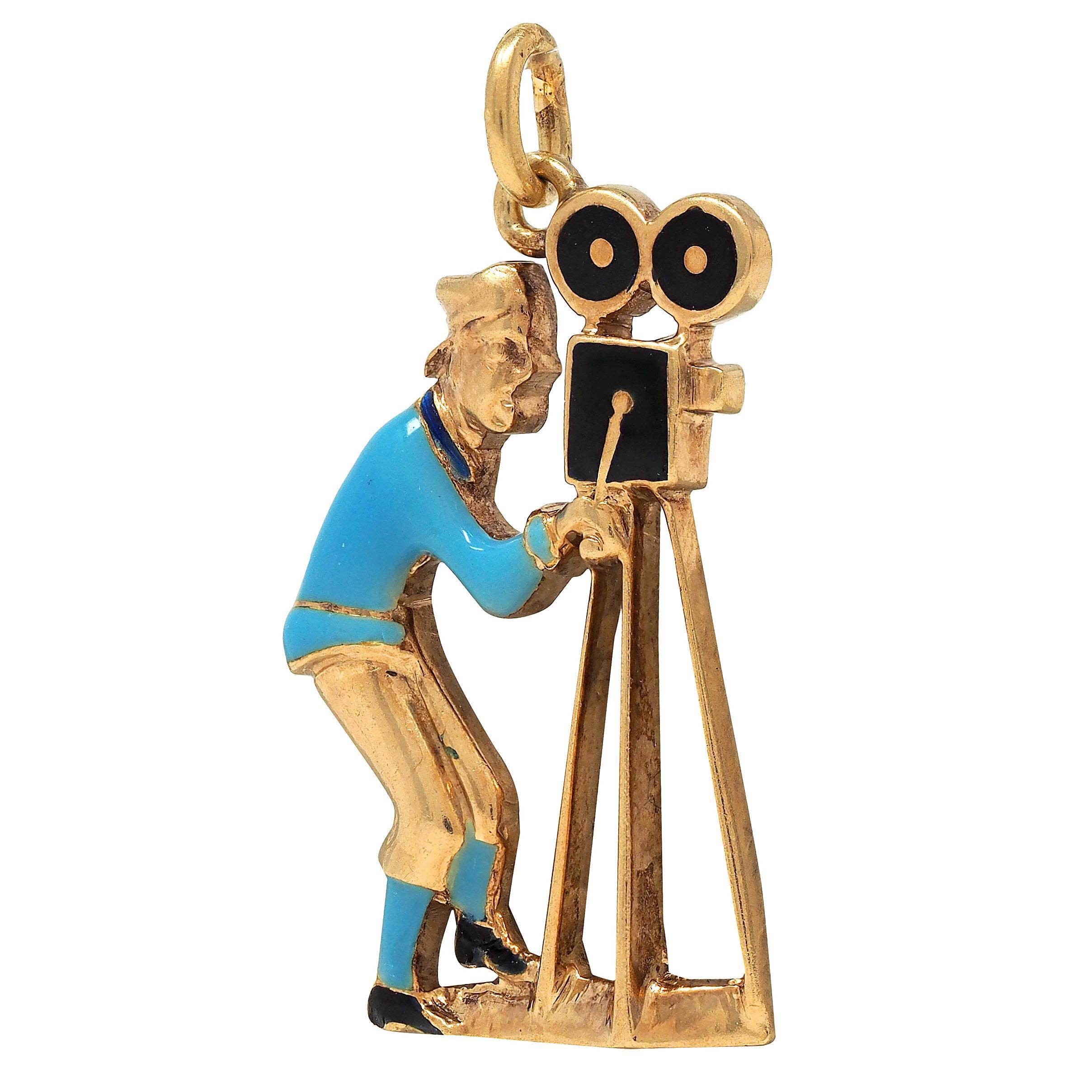 Charmant caméra de film vintage en or jaune 14 carats et émail des années 1960 Unisexe en vente