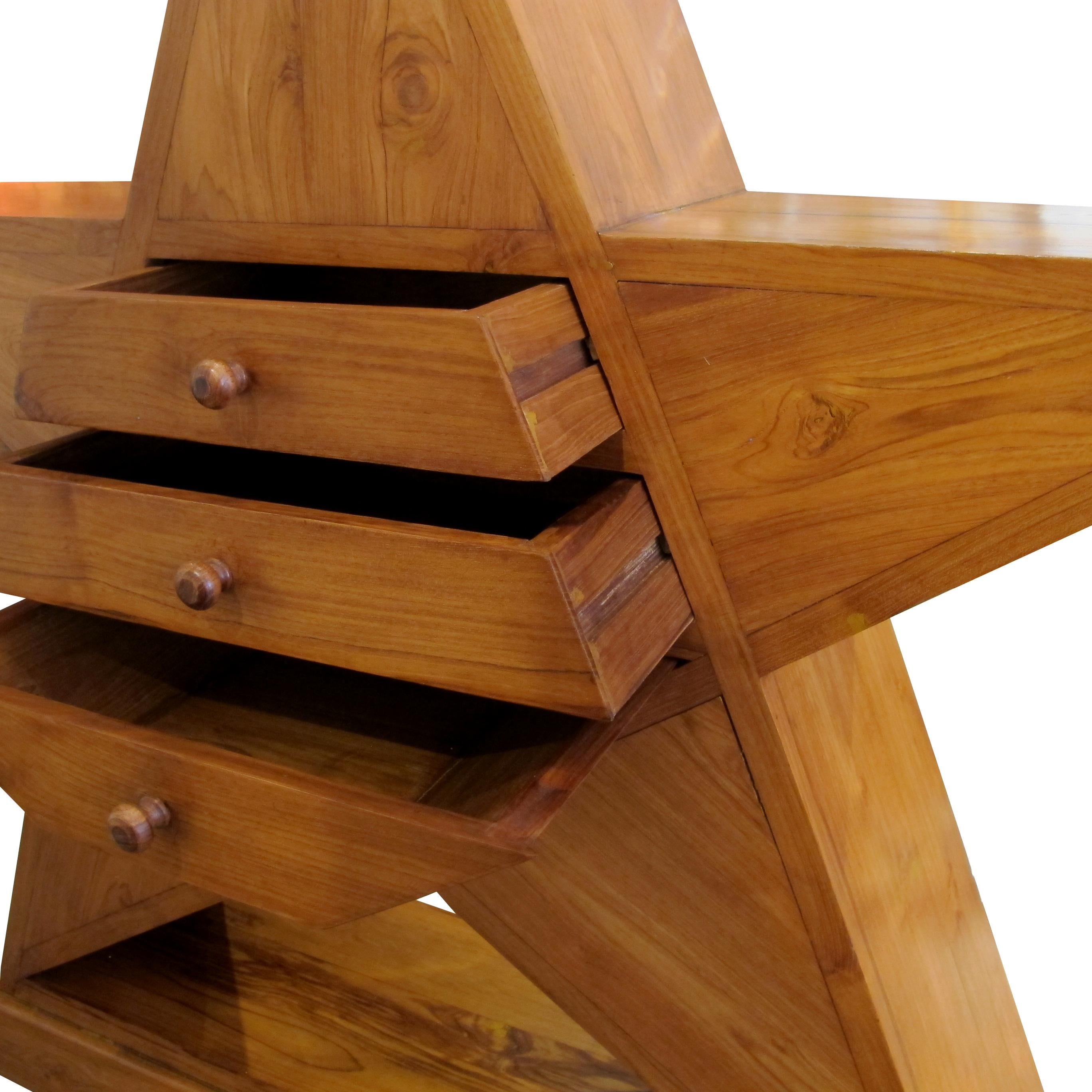 1960s English Unique & Unusual Star Shaped Walnut Chest of Drawers In Good Condition In London, GB
