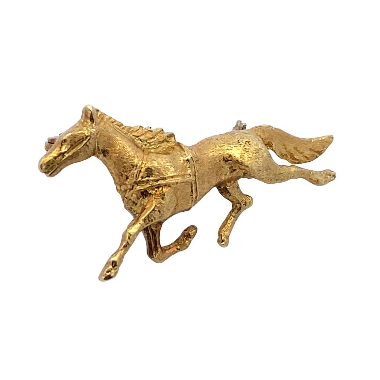 Broche de caballo ecuestre de los años 60 en oro amarillo de 18 quilates en venta 2