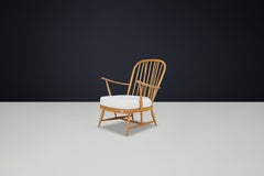 Chaise longue Ercol Windsor des années 1960 en hêtre et orme blond avec nouveau tissu bouclé