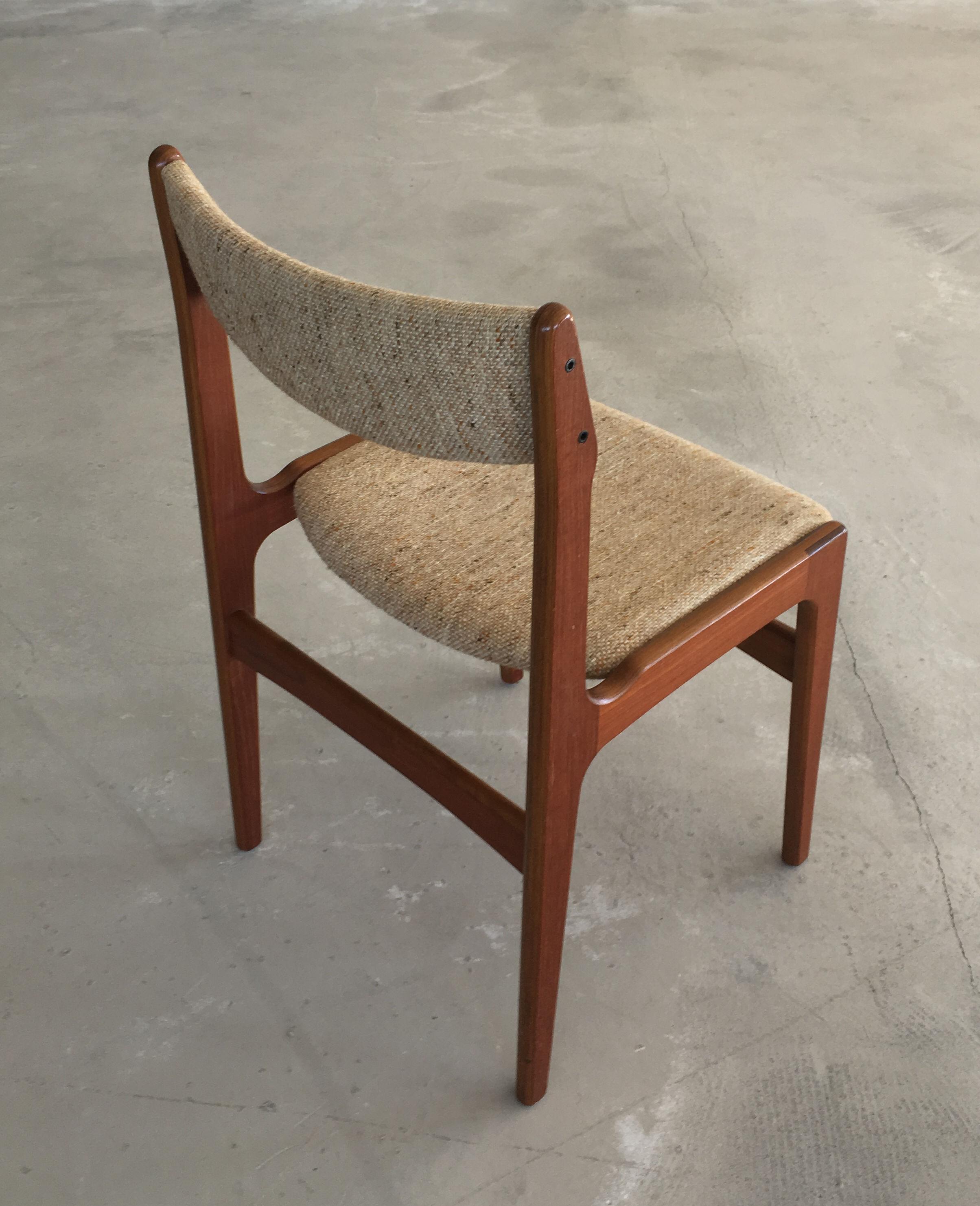 Teck 1960s Erik Buch Set of Four Teak Dining Chairs Inc. Reupholstery en vente